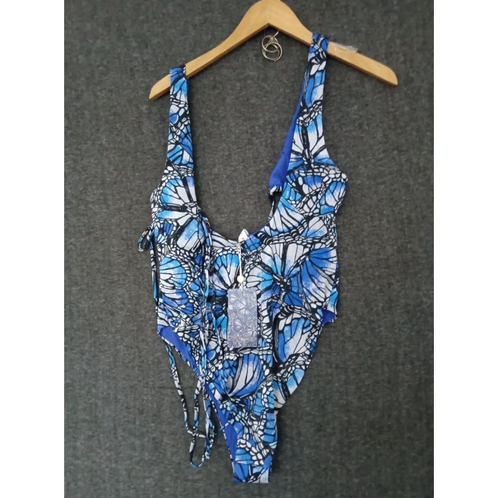 Triangl Toluca Swim One Piece Multicolor Wrap Triangle Waist Open Tummy Nylon Spandex L Beach Sexy Womens Size ONE SIZE - 4 Thumbnail