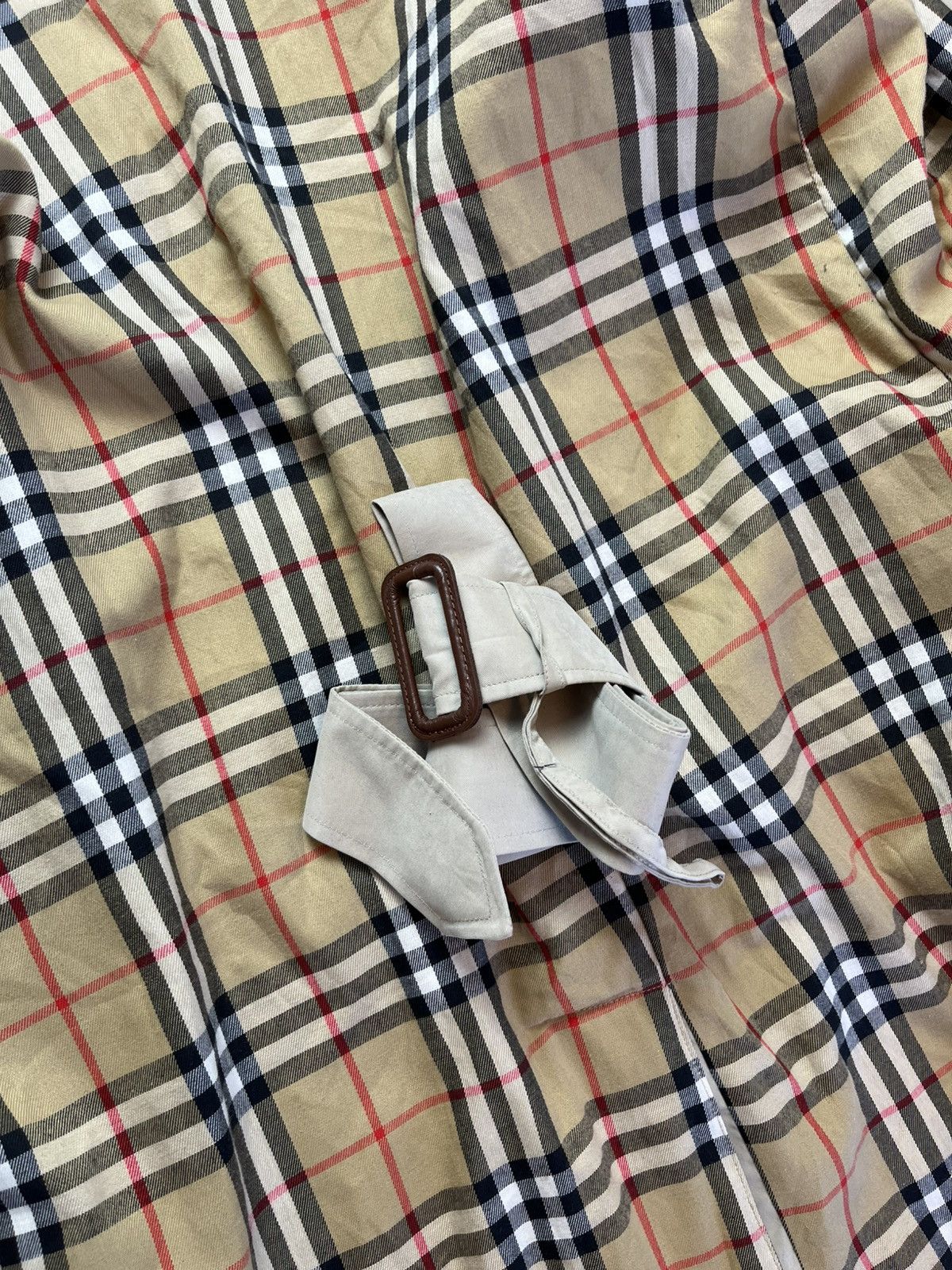 Burberry Burberry London Beige Trench Coat Nova Check Belted Size L Size US L / EU 52-54 / 3 - 8 Thumbnail