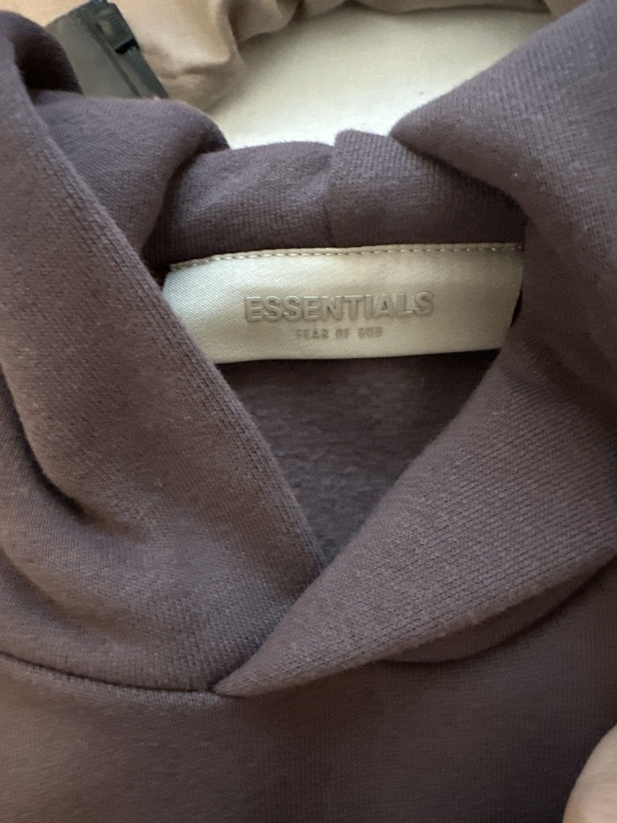 Essentials × Fear of God Fear of God Essentials Hoodie Plum SS23 Size US L / EU 52-54 / 3 - 6 Thumbnail
