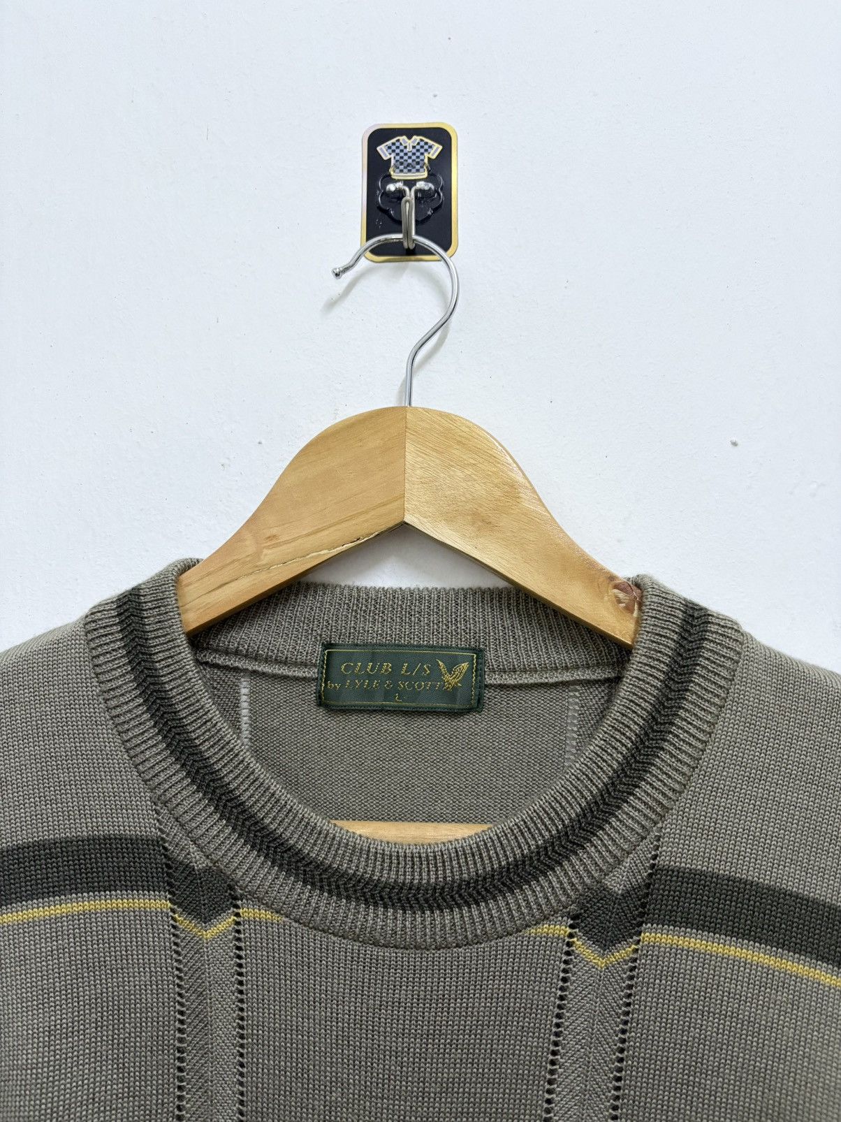Lyle & Scott Vintage 90's Lyle & Scott Golf Embroidered Knitwear Size US L / EU 52-54 / 3 - 7 Thumbnail