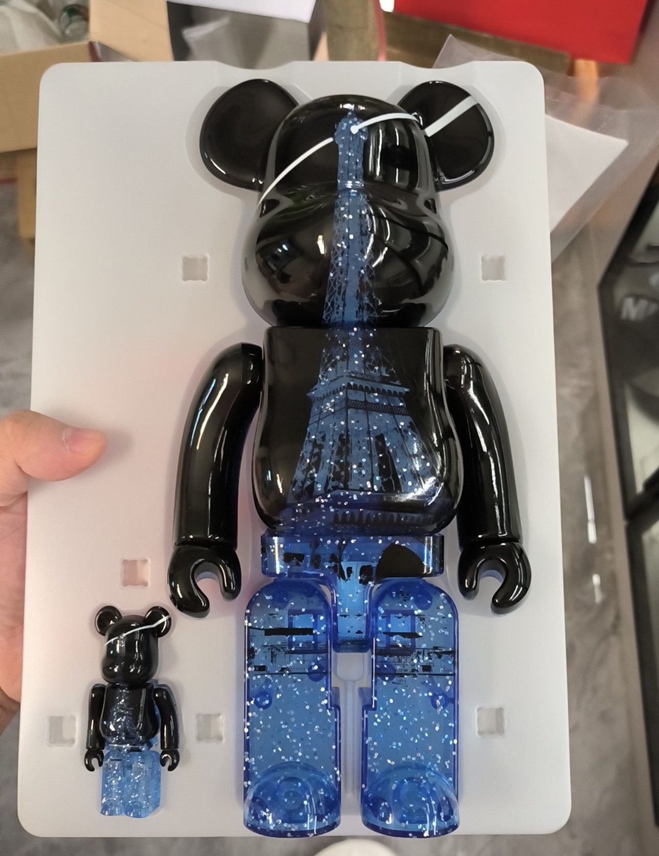 Japanese Brand Bearbrick Eiffel Tower Sparkling 100% & 400% Set Size ONE SIZE - 3 Thumbnail