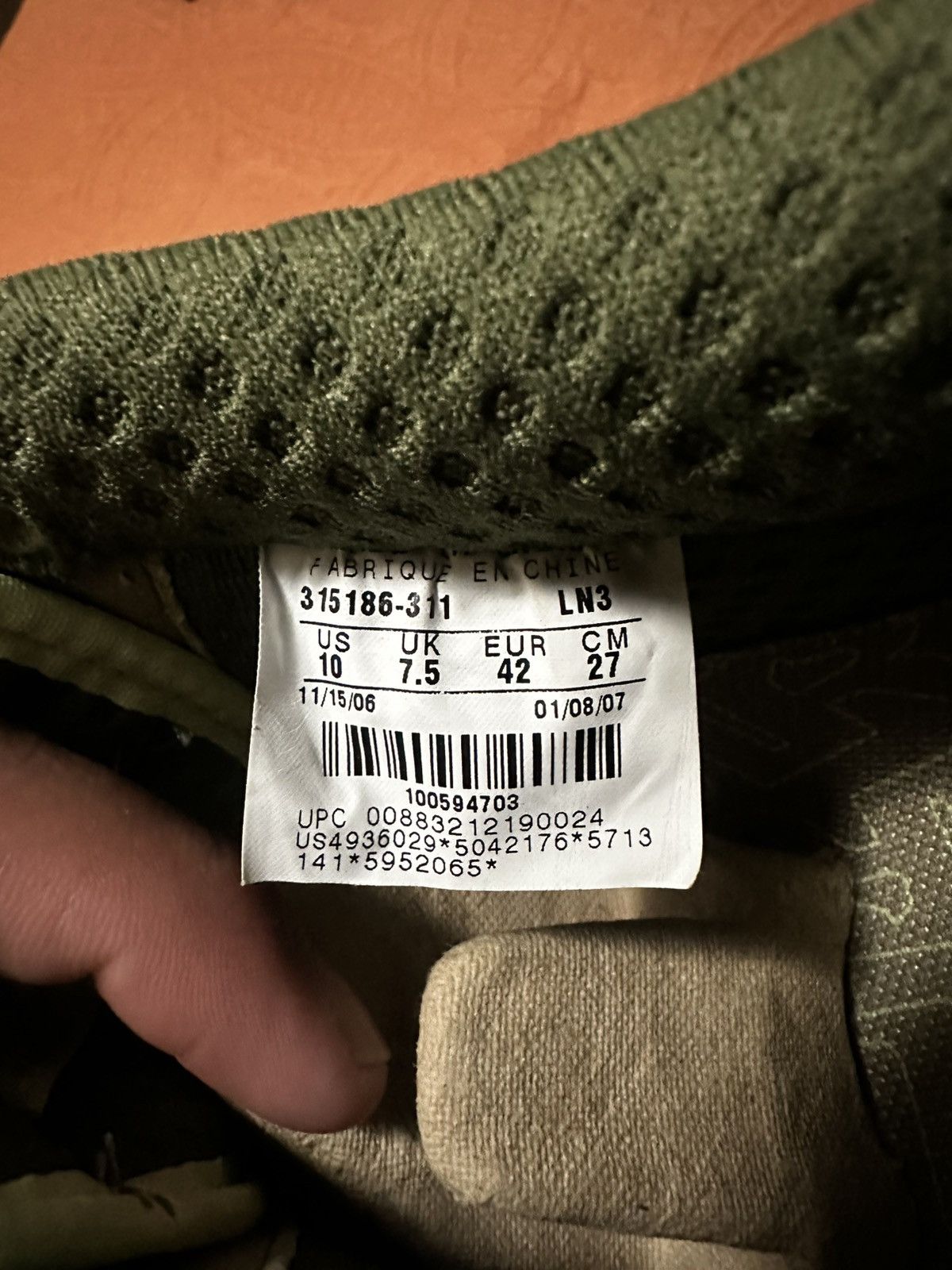 Nike WMNS AIR FORCE 1 PREMIUM '07 'PISTACHIO Size US 8.5 / EU 41-42 - 7 Thumbnail