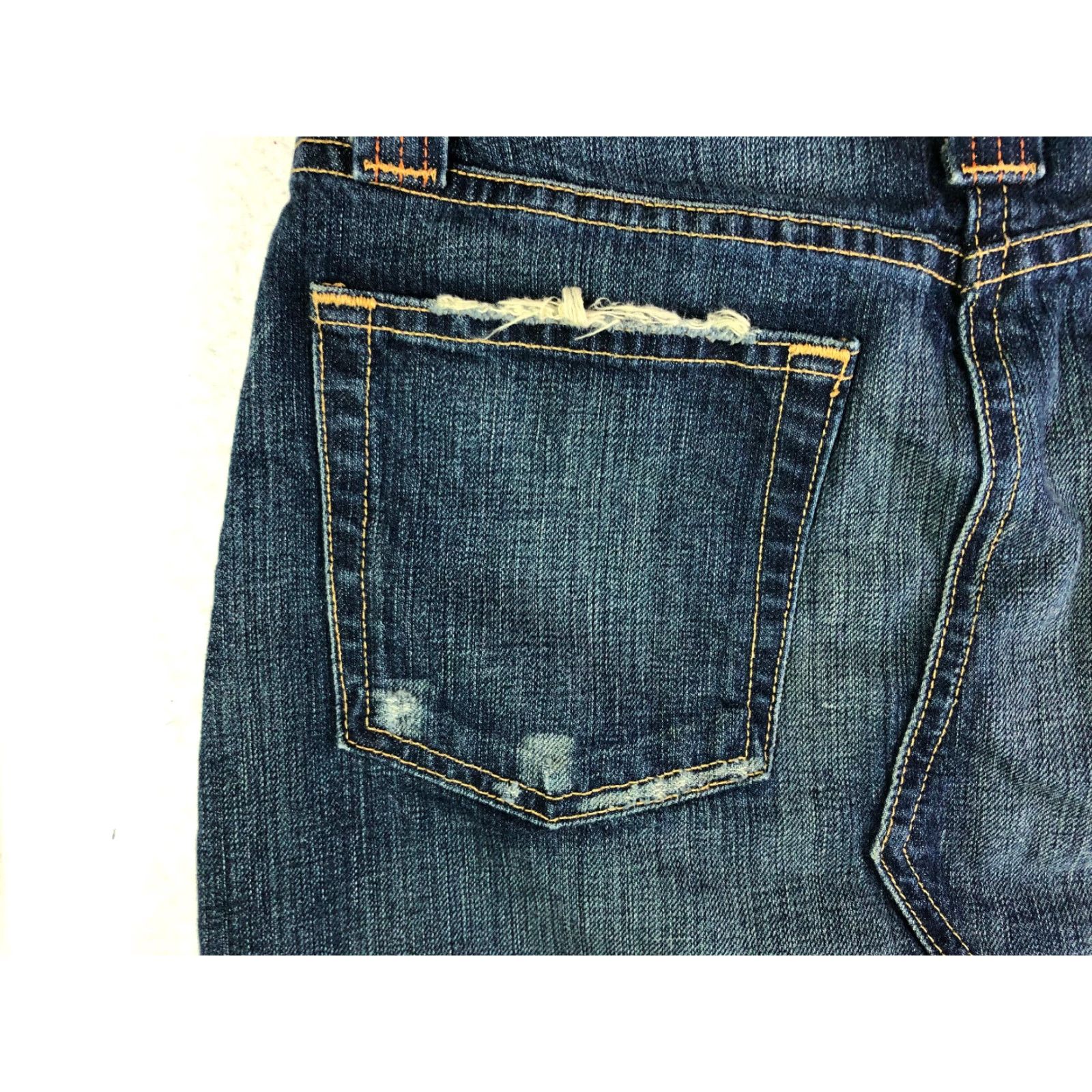 J.Crew VINTAGE J.CREW Distressed Blue Jean Skirt Womens Size 28 Midi Denim Cotton Regular Zip Front 28" Waist Measurements Womenennial Size 28" / US 6 / IT 42 - 7 Thumbnail