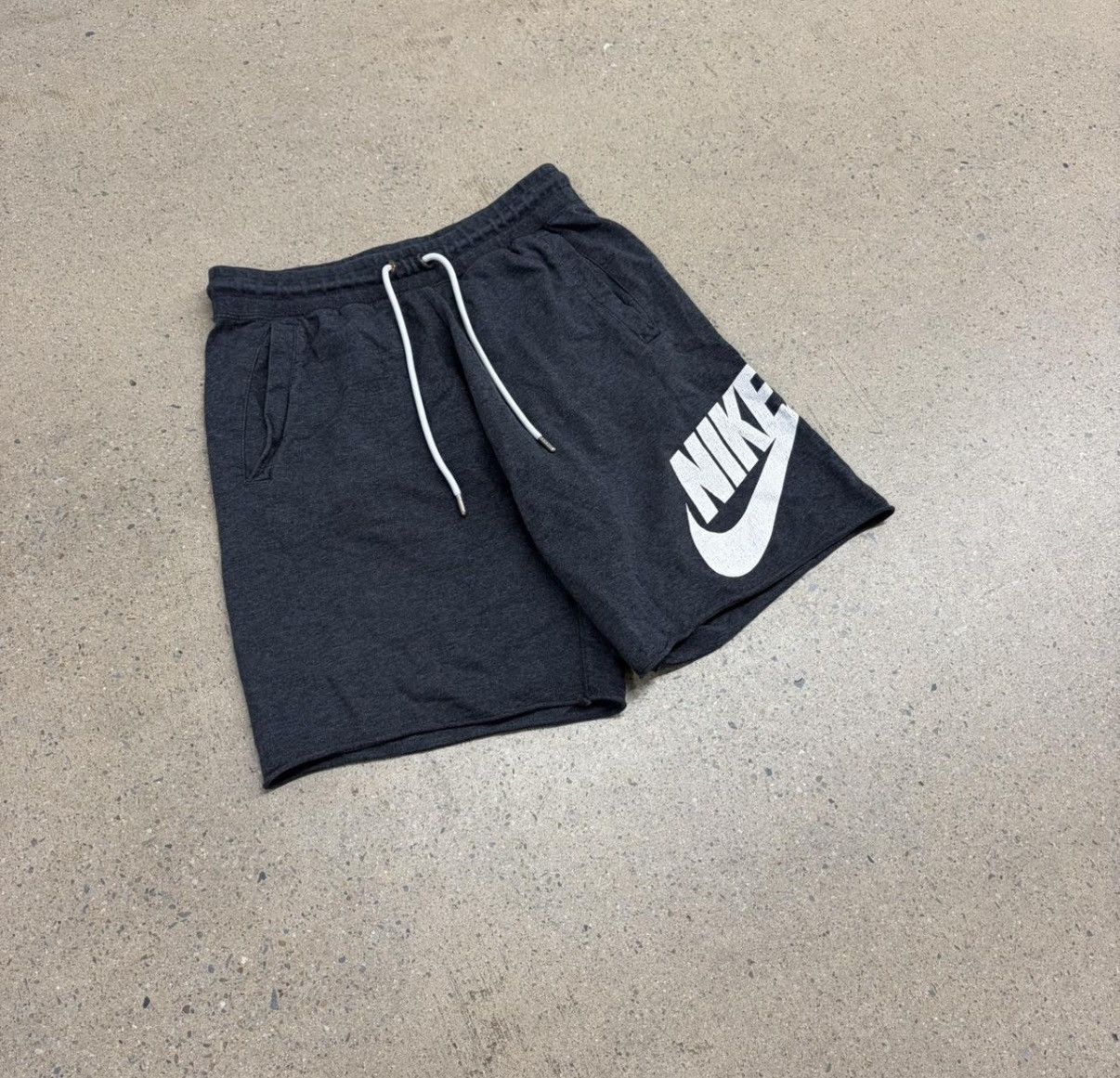 Nike nike fleece shorts Size US 34 / EU 50 - 1 Thumbnail