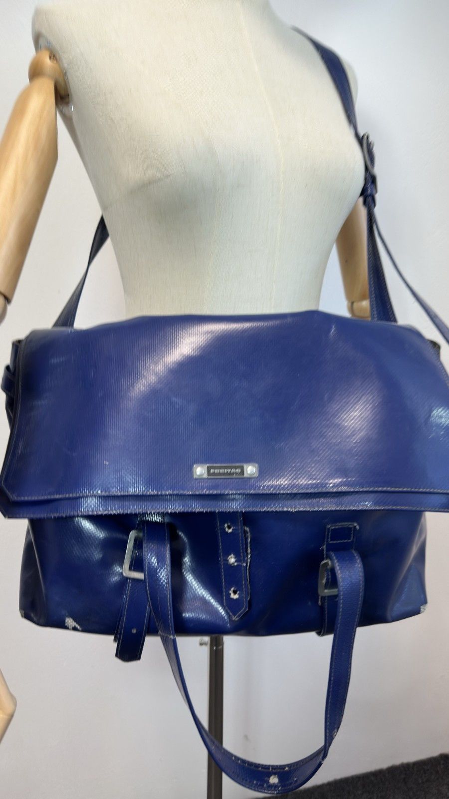 Freitag RARE Freitag R511 Carolus Blue Reference Line Shoulder Bag Size ONE SIZE - 2 Thumbnail