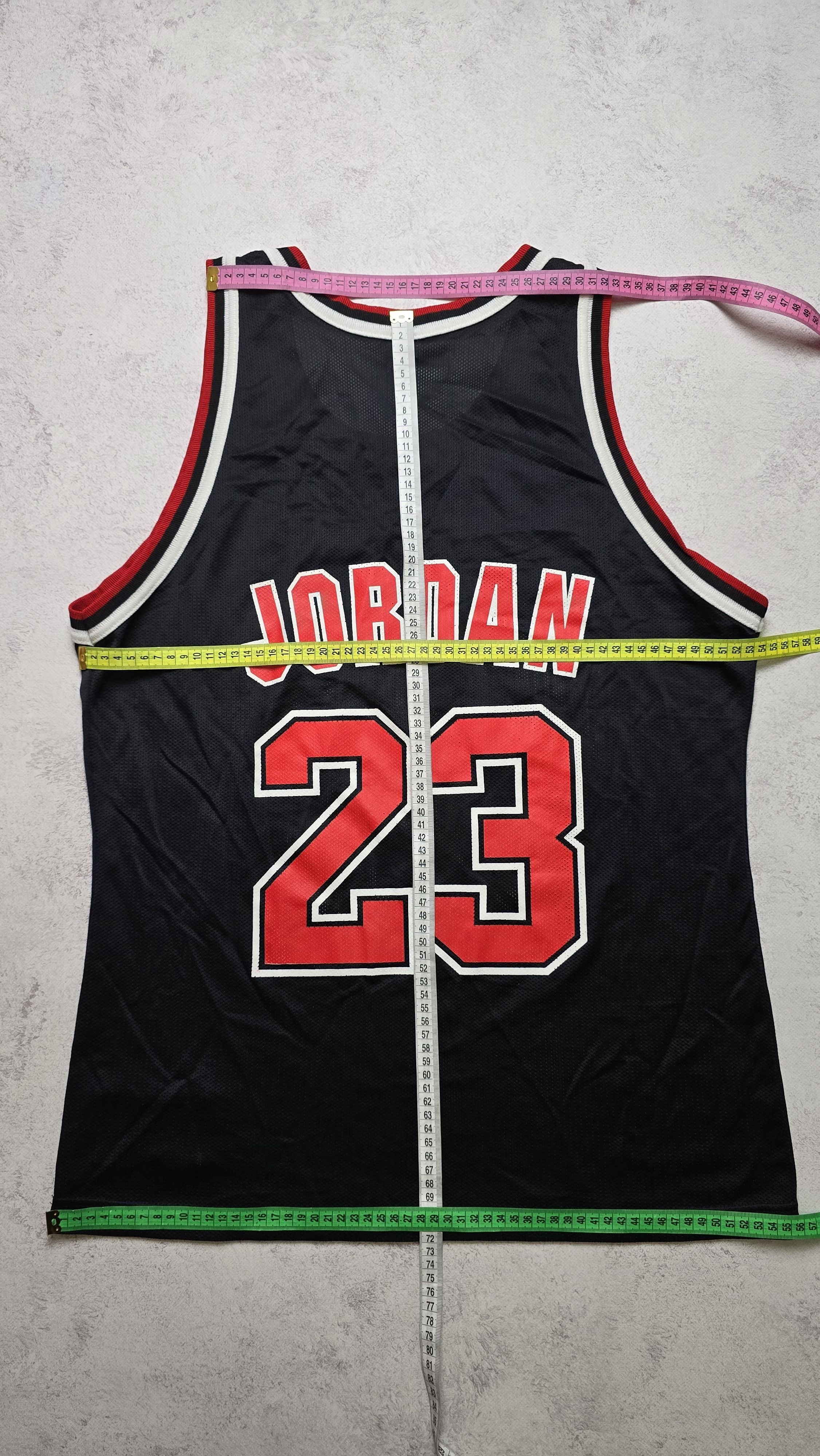 Champion Vintage 90s Champion Michael Jordan #23 Chicago Bulls Jersey Size US L / EU 52-54 / 3 - 3 Thumbnail