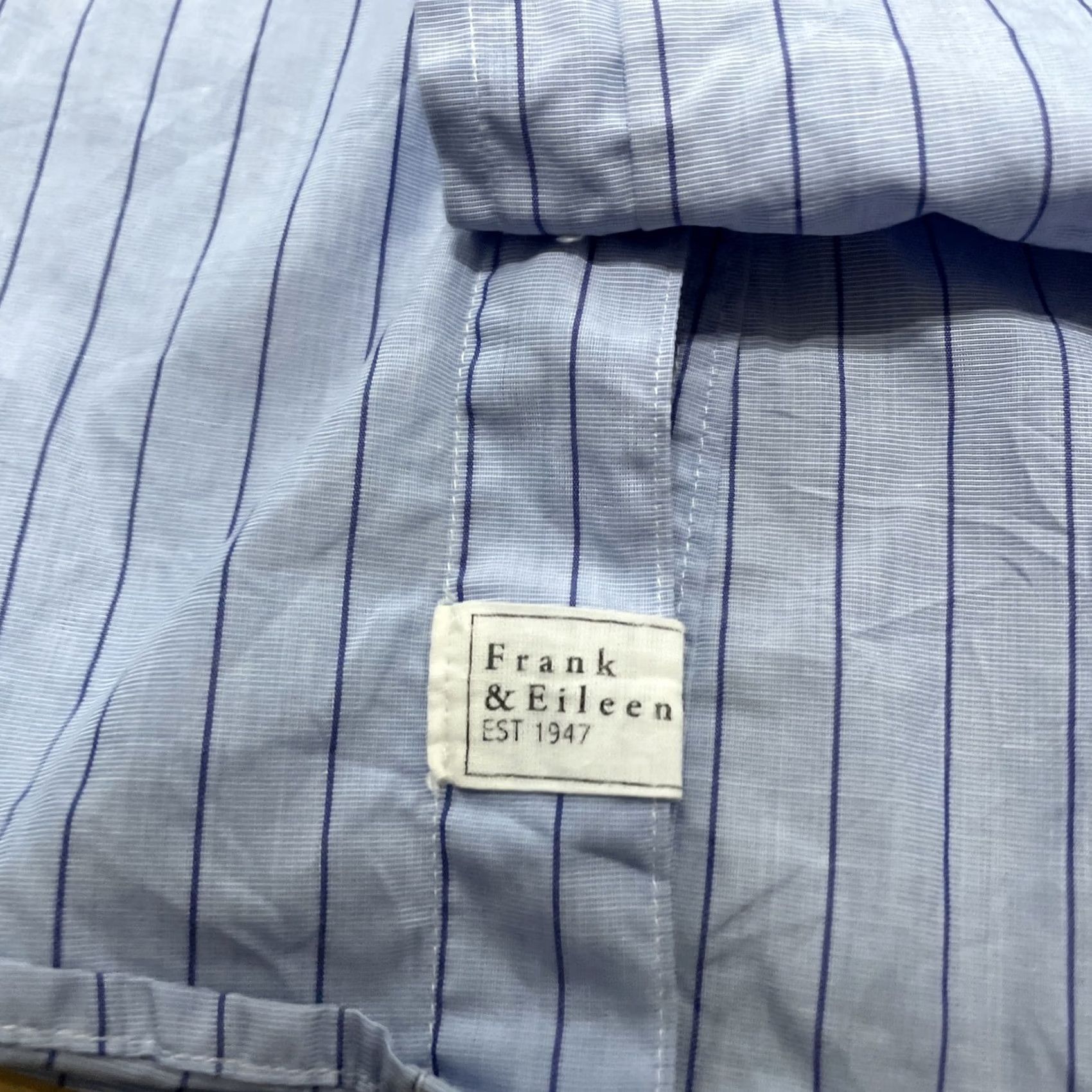 Vintage VINTAGE Frank & Eileen Eileen Barry Shirt Women L USA Coastal Button Up Long Sleeve Blue Size L / US 10 / IT 46 - 6 Thumbnail