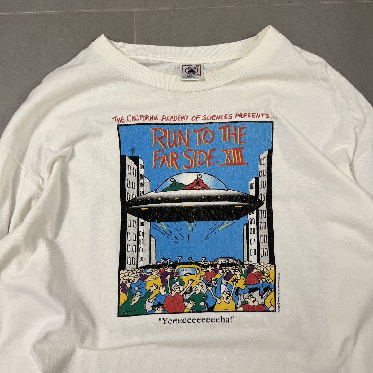 Vtg 90’s Far Side Run XIII Tee White Long Sleeve Aliens USA