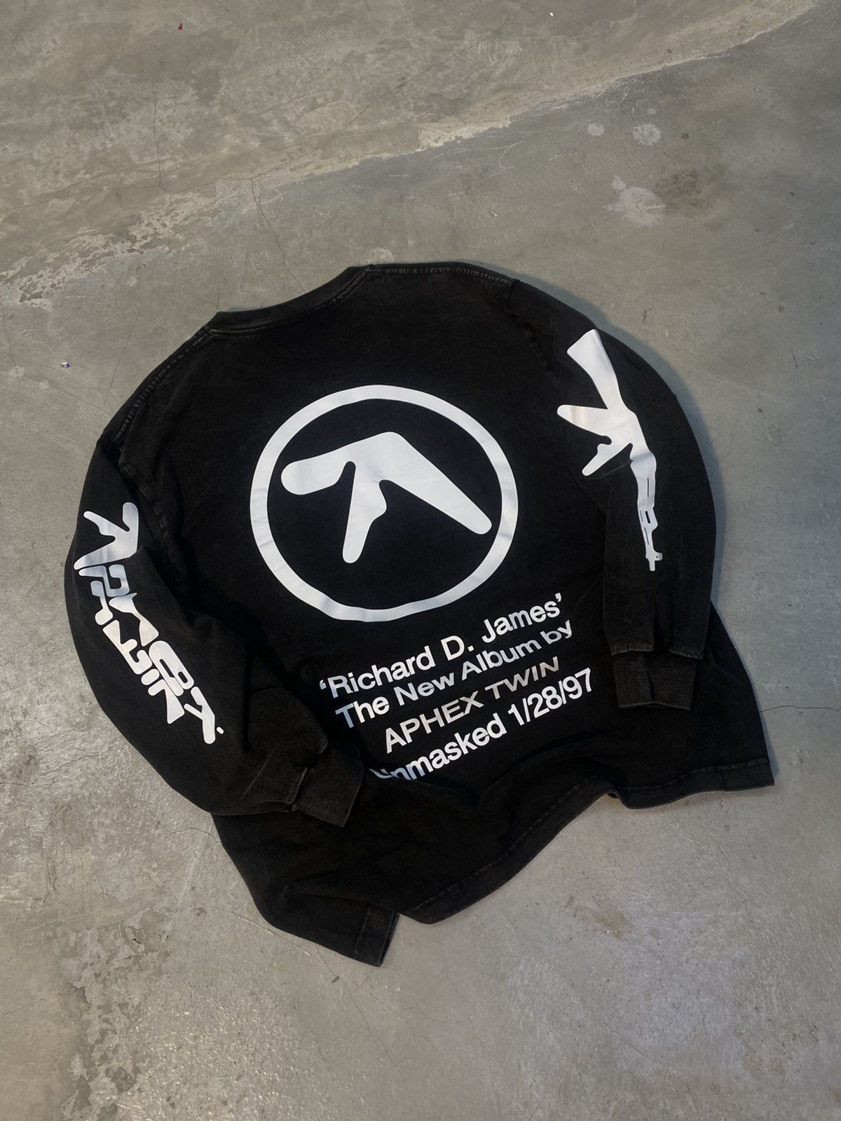 Vintage modern bootleg aphex twin unmasked 97 M16 long sleeve Size US XXL / EU 58 / 5 - 6 Thumbnail
