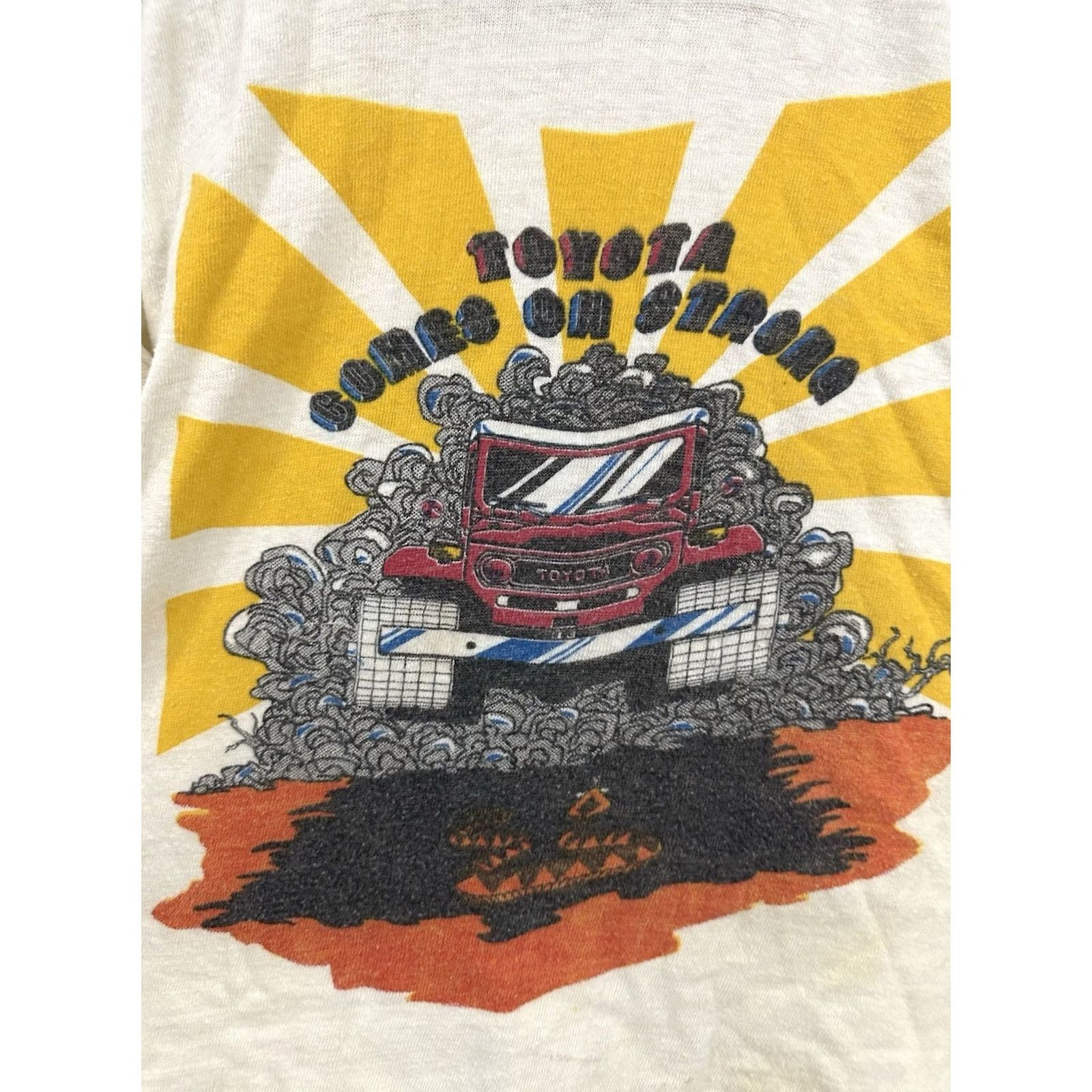 Vintage VINTAGE 70s Toyota Comes On Strong Monster Truck Ringer T-Shirt cream XS Men Boxy Size US XS / EU 42 / 0 - 3 Thumbnail