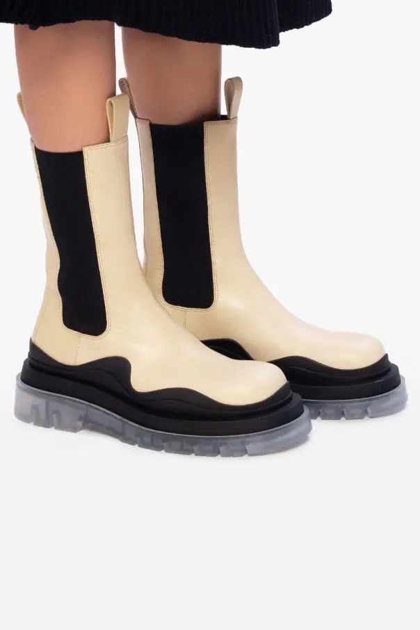 Bottega Veneta o1bcso1str0225 Tire Chelsea Boots in Beige/Black Size US 9 / IT 39 - 2 Thumbnail