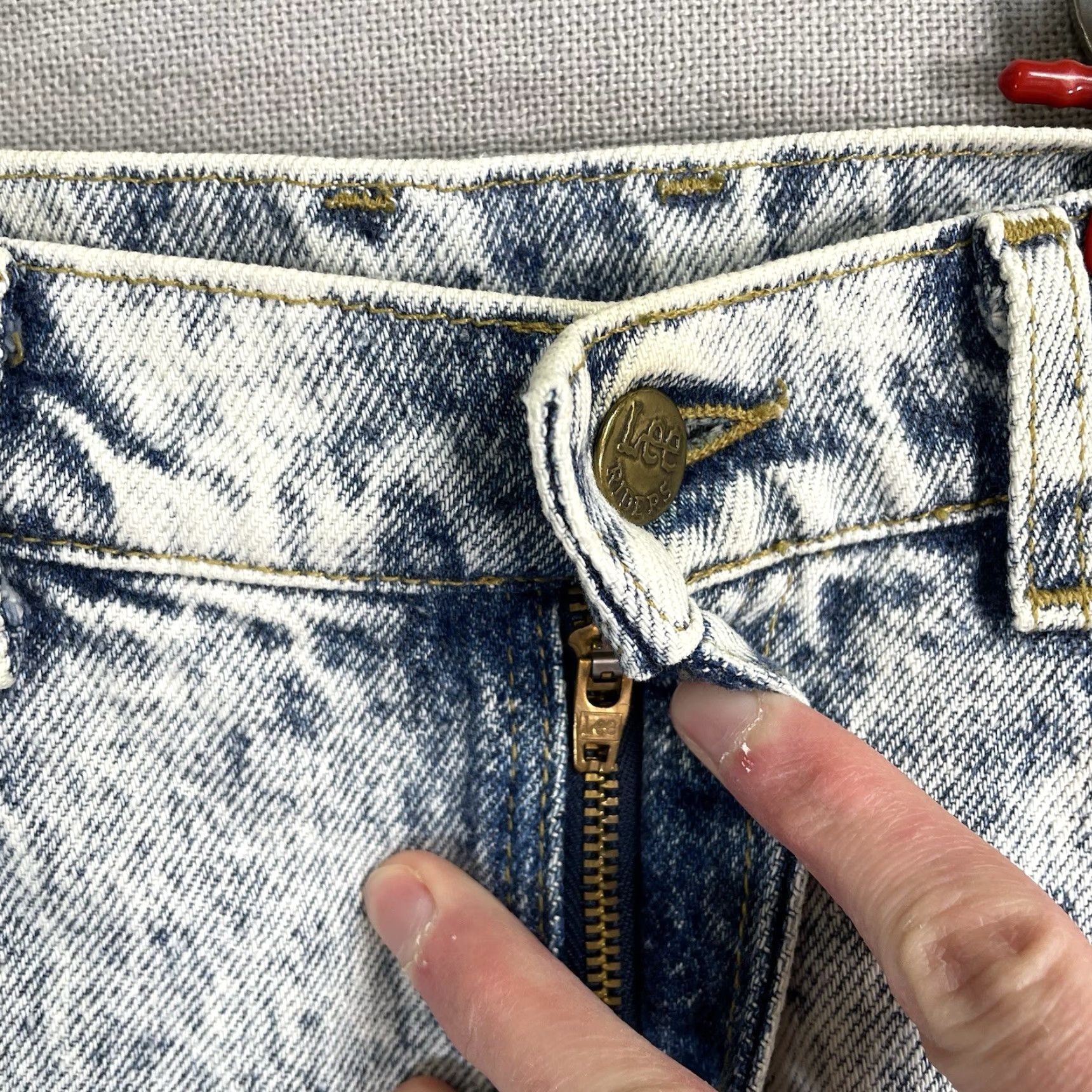Lee VINTAGE Lee Jeans Womens 10P Petite 27x27 Acid Wash Tapered USA Blue 80s 90s Mens Size 32" / US 10 / IT 46 - 5 Thumbnail