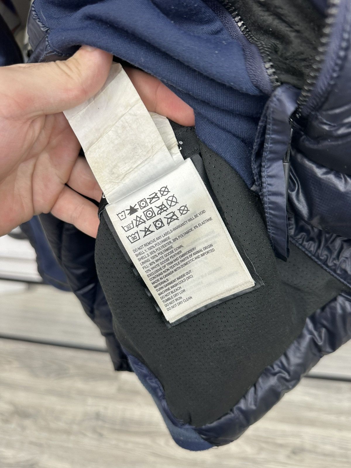 Canada Goose Canada Goose - HyBridge Lite Jacket (Navy) Size US S / EU 44-46 / 1 - 6 Thumbnail