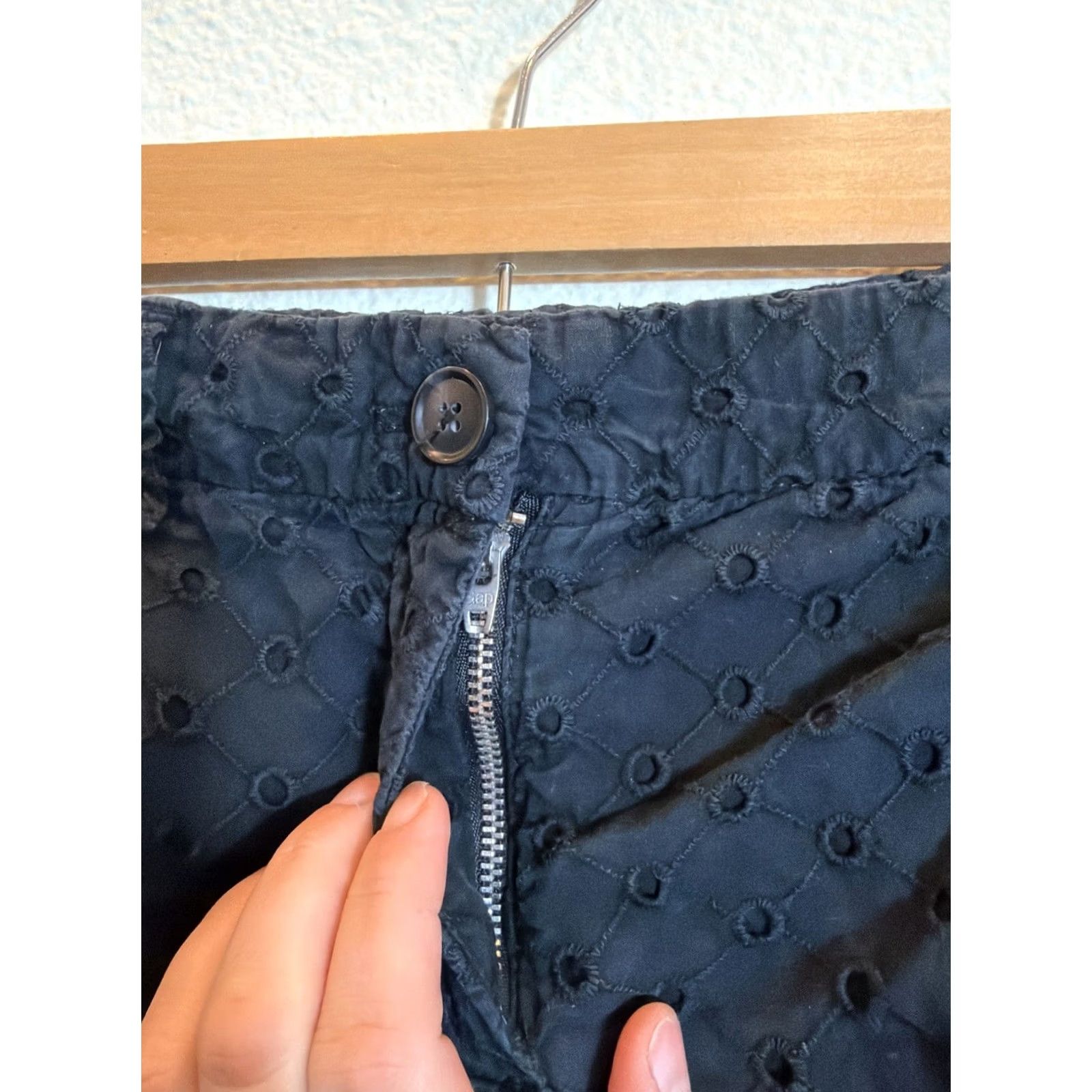 Gap VINTAGE GAP Womens Short True Black 26x3 00 Chino Summer Womens Girls Mens Size 24" / US 00 / IT 34 - 4 Thumbnail