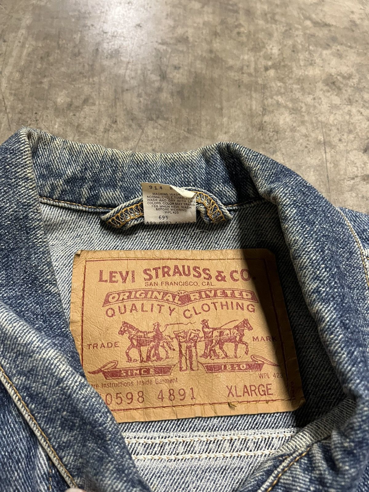Levi's × Vintage Levi’s vintage denim trucker jacket streetwear hype rare Size US XL / EU 56 / 4 - 11 Thumbnail