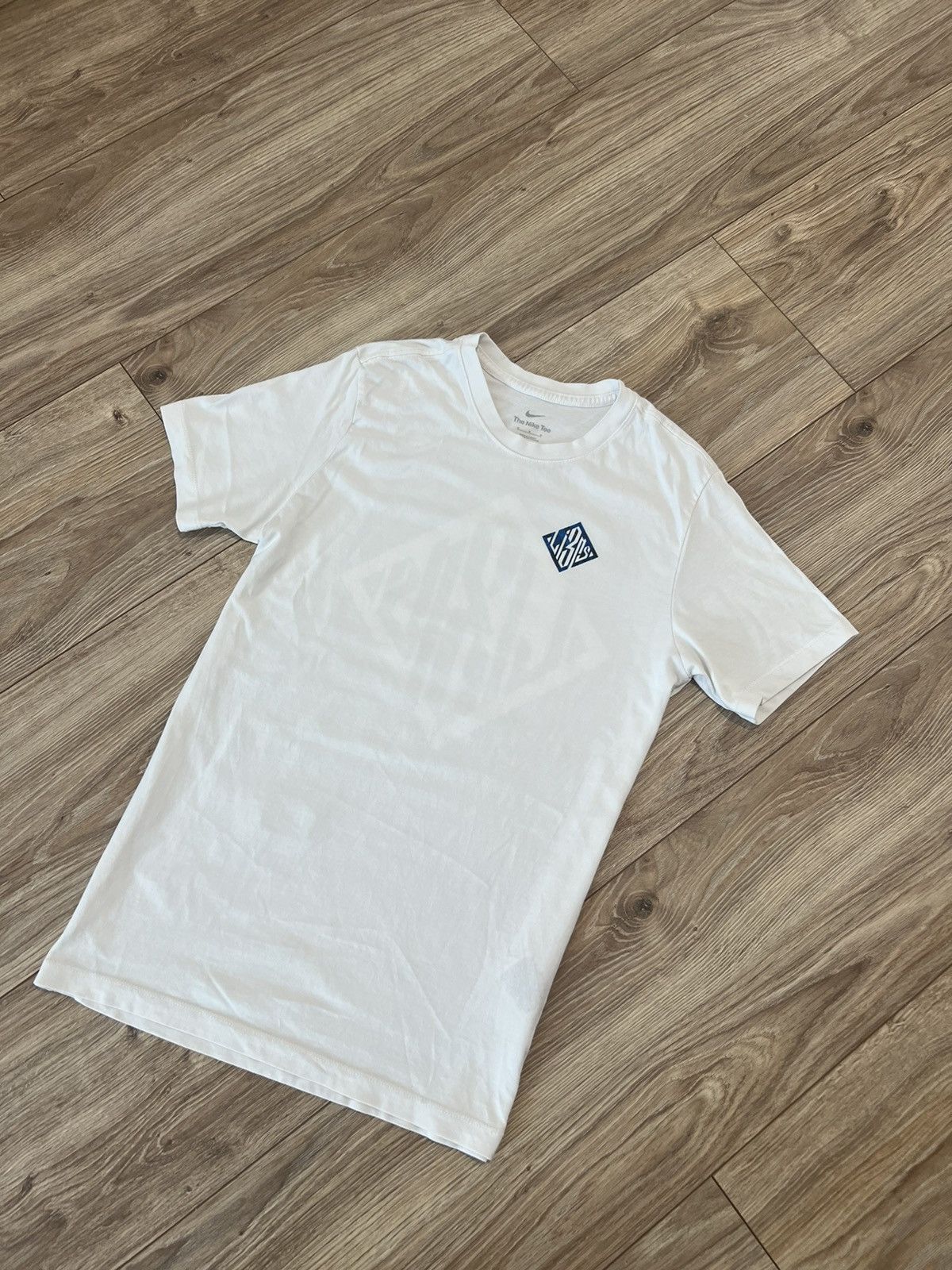 Nike T shirt Nike Swoosh England Vintage Size US S / EU 44-46 / 1 - 2 Thumbnail