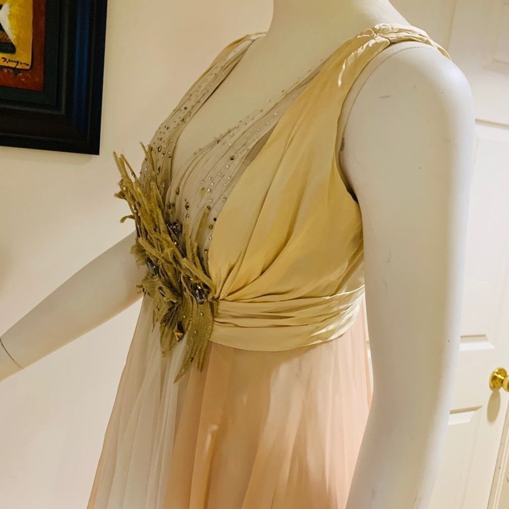 Other 💲💲SALE 💲💲Designer dress in beige size 40 Size S / US 4 / IT 40 - 9 Thumbnail