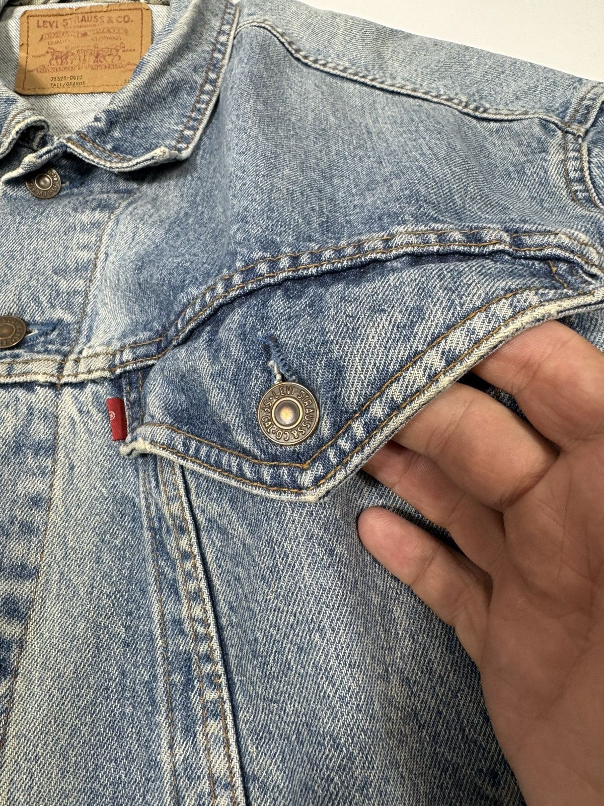 Levi's Vintage Levi's Denim Jacket Size US XL / EU 56 / 4 - 4 Thumbnail