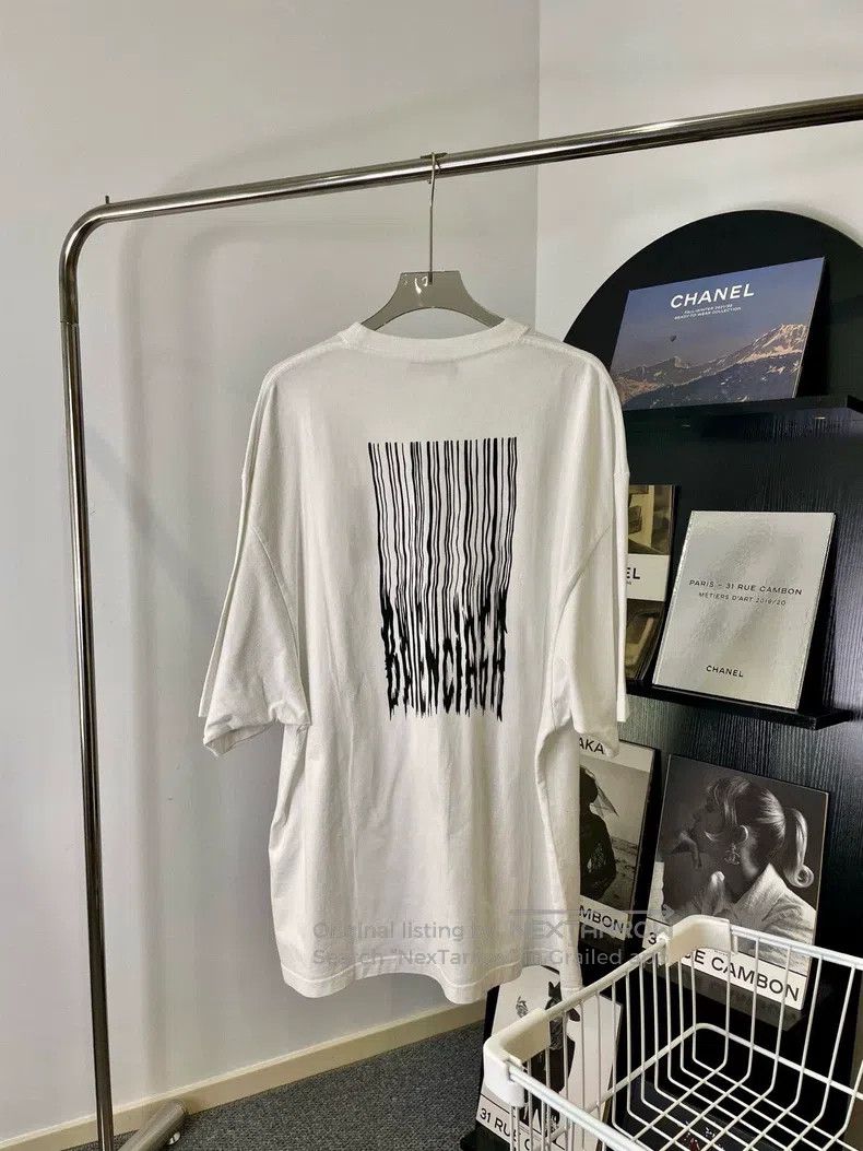 Balenciaga Balenciaga Letter Logo Printed Waterfall Letter Short Slee Size US XS / EU 42 / 0 - 2 Thumbnail