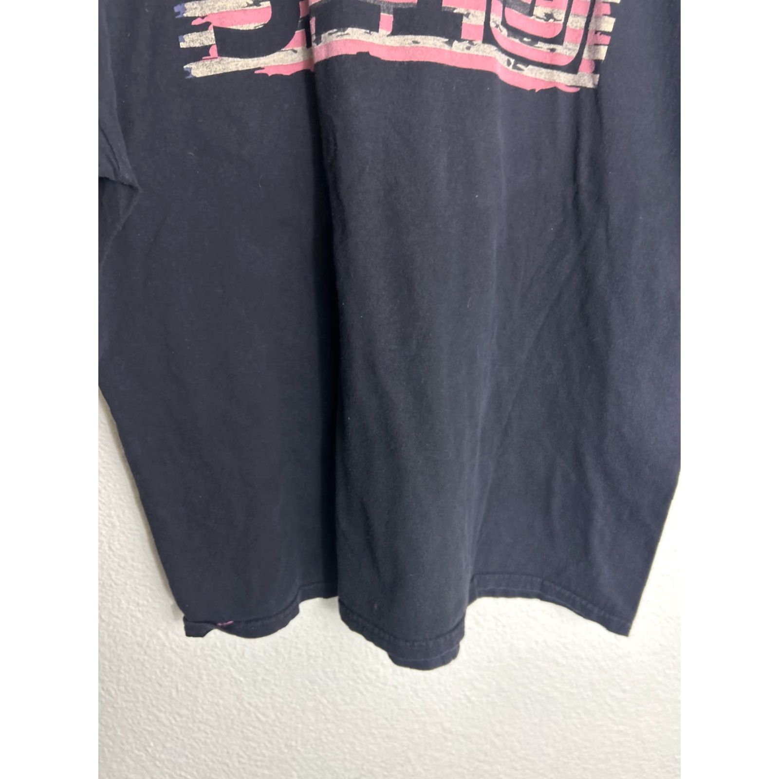 Vintage VINTAGE? (No) 5.11 Tactical Mens 2XL Short Sleeve T-Shirt Black USA Flag Shirt Mens Black 2XL USA flag 5.11 Tactical Shirt Size US XXL / EU 58 / 5 - 6 Thumbnail