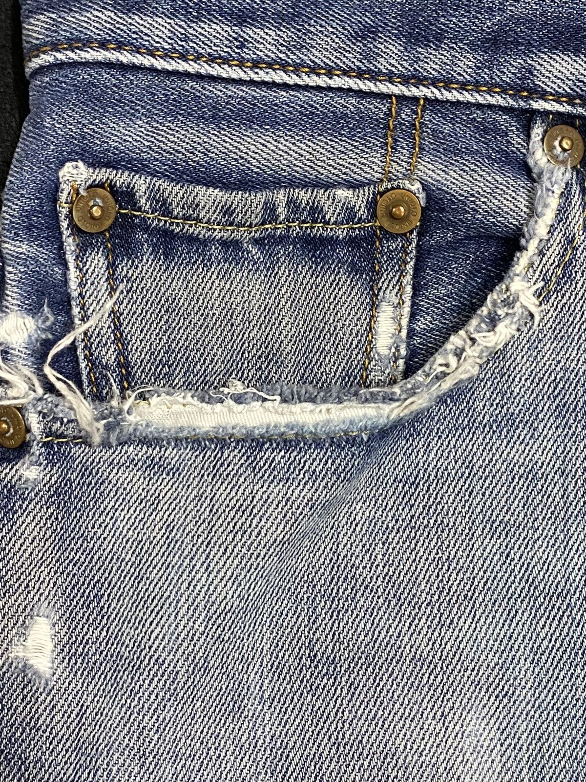 Japanese Brand Vintage Uniqlo Blue Wash Distressed Jeans Size US 32 / EU 48 - 12 Thumbnail
