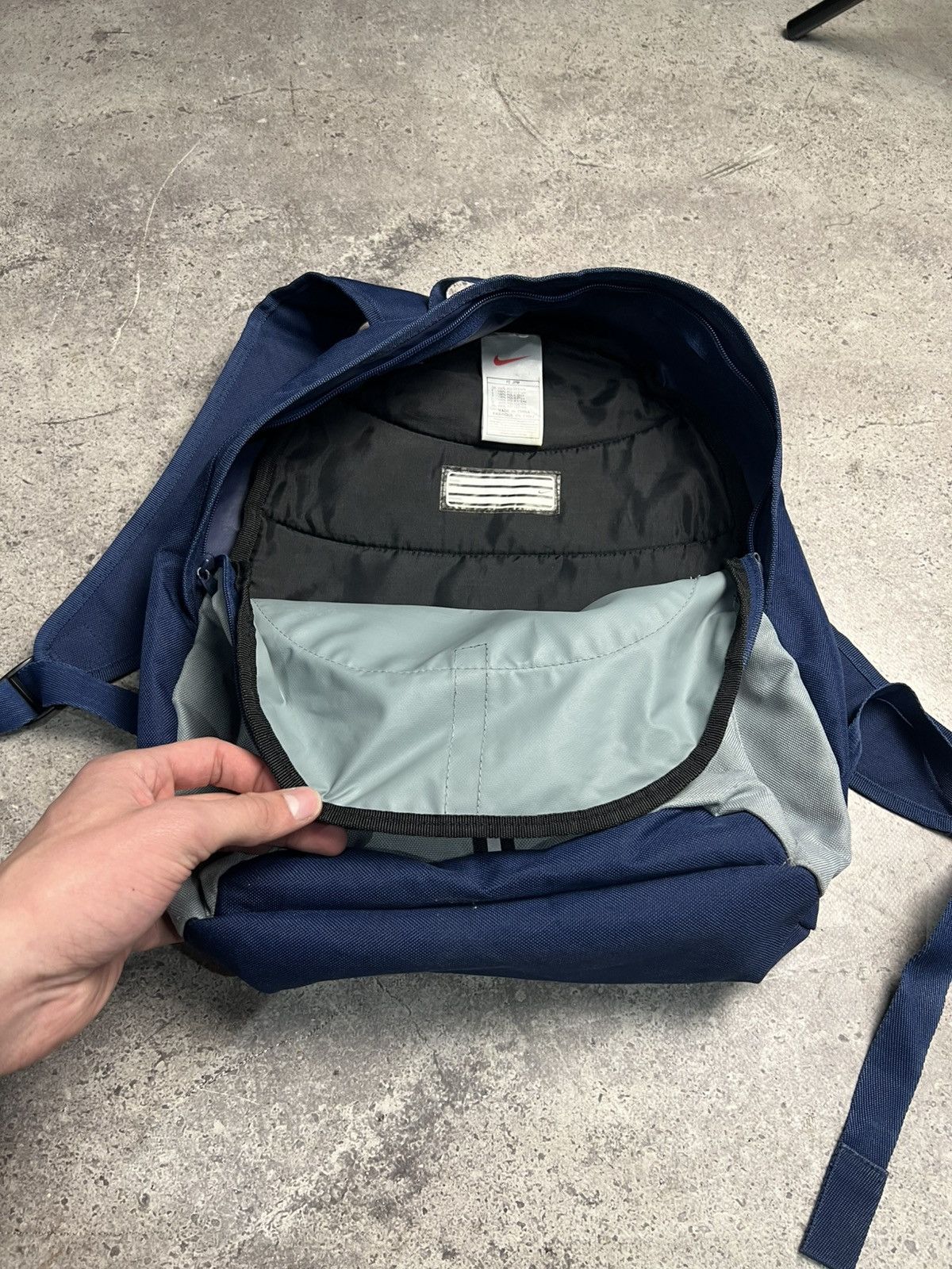Nike Nike Vintage Y2k Bag Pack Size ONE SIZE - 8 Thumbnail