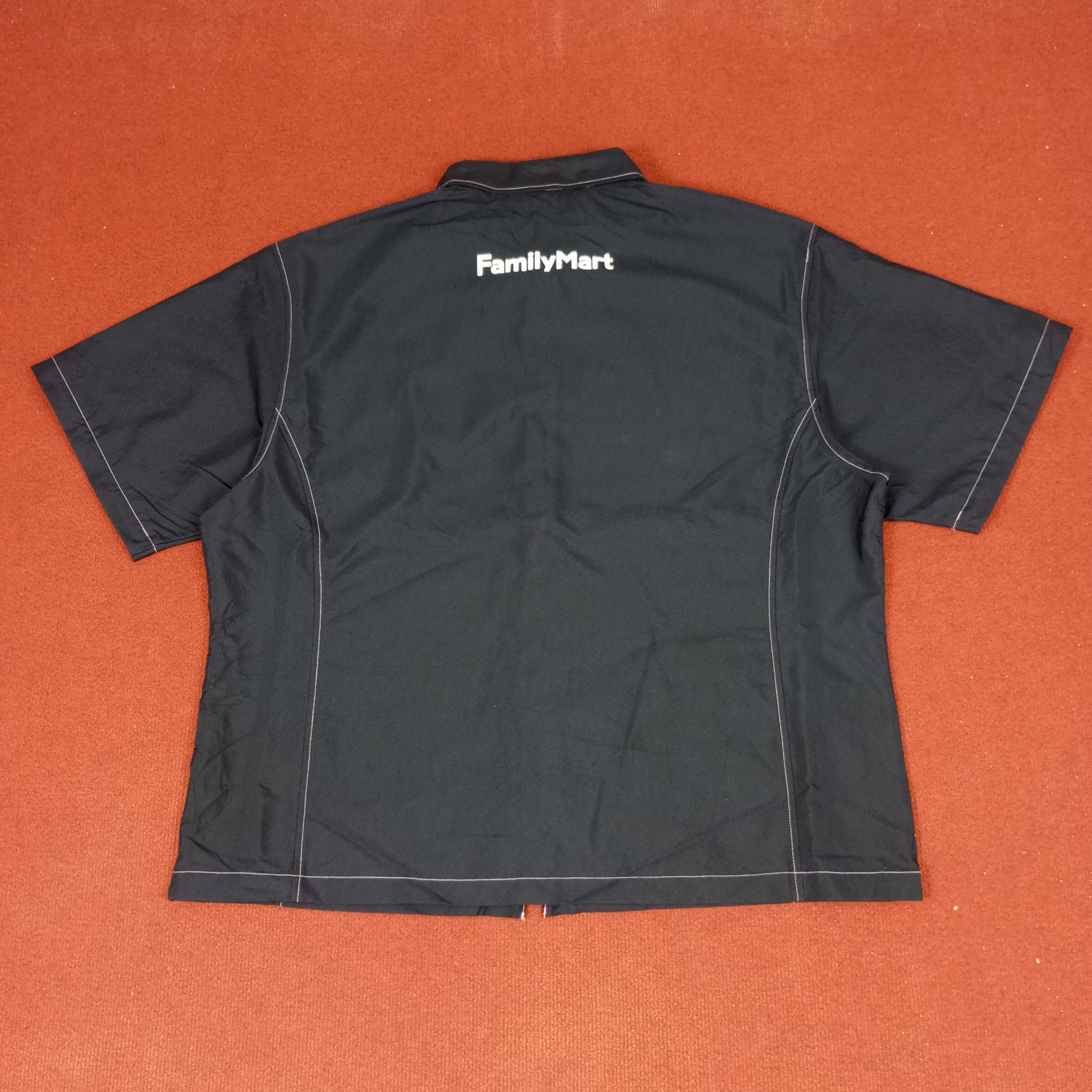 Japanese Brand × Vintage Family Mart Japanese Brand Workwear Uniform Jacket Size US XXL / EU 58 / 5 - 3 Thumbnail