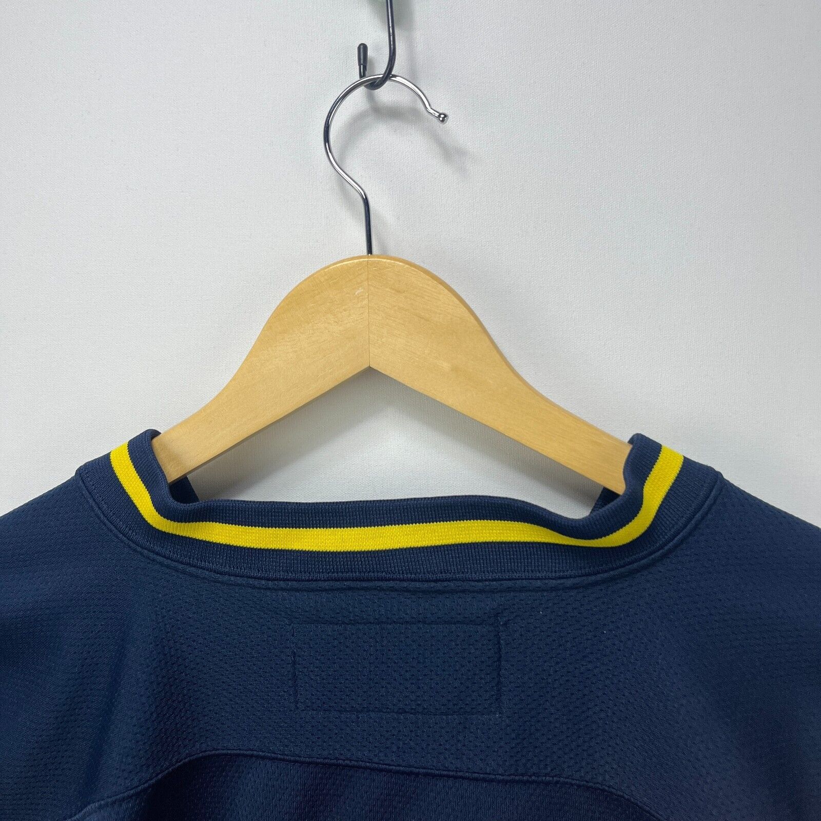 Nike × Vintage Vintage 90s Nike Swoosh Michigan Wolverines University XL Size US XL / EU 56 / 4 - 15 Thumbnail