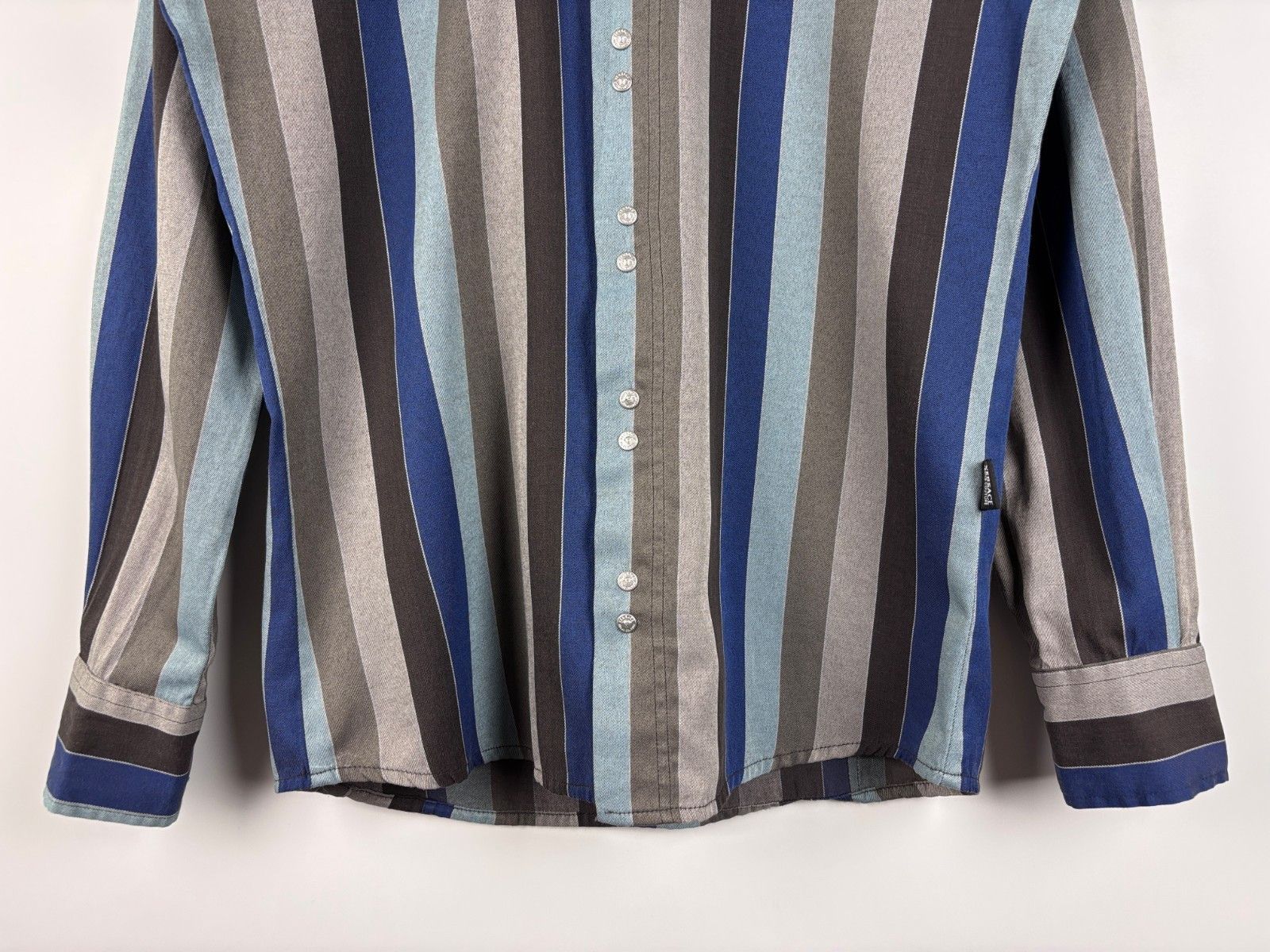 Versace Jeans Couture Versace Jeans Couture Pearl Snap Striped Shirt M fits like S Size US M / EU 48-50 / 2 - 5 Thumbnail