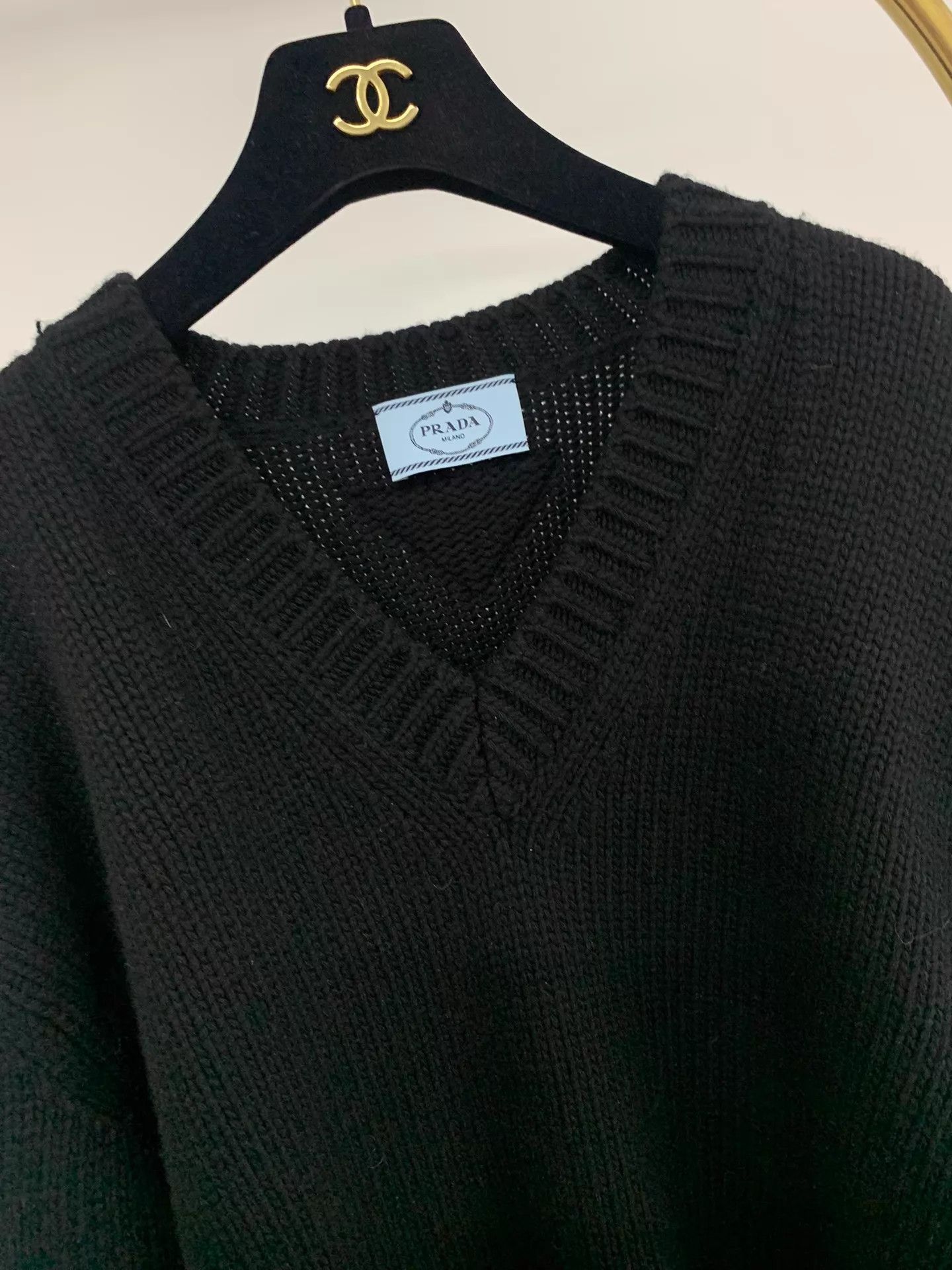Prada Prada Black V-neck Sweater 38 Size XS / US 0-2 / IT 36-38 - 2 Thumbnail