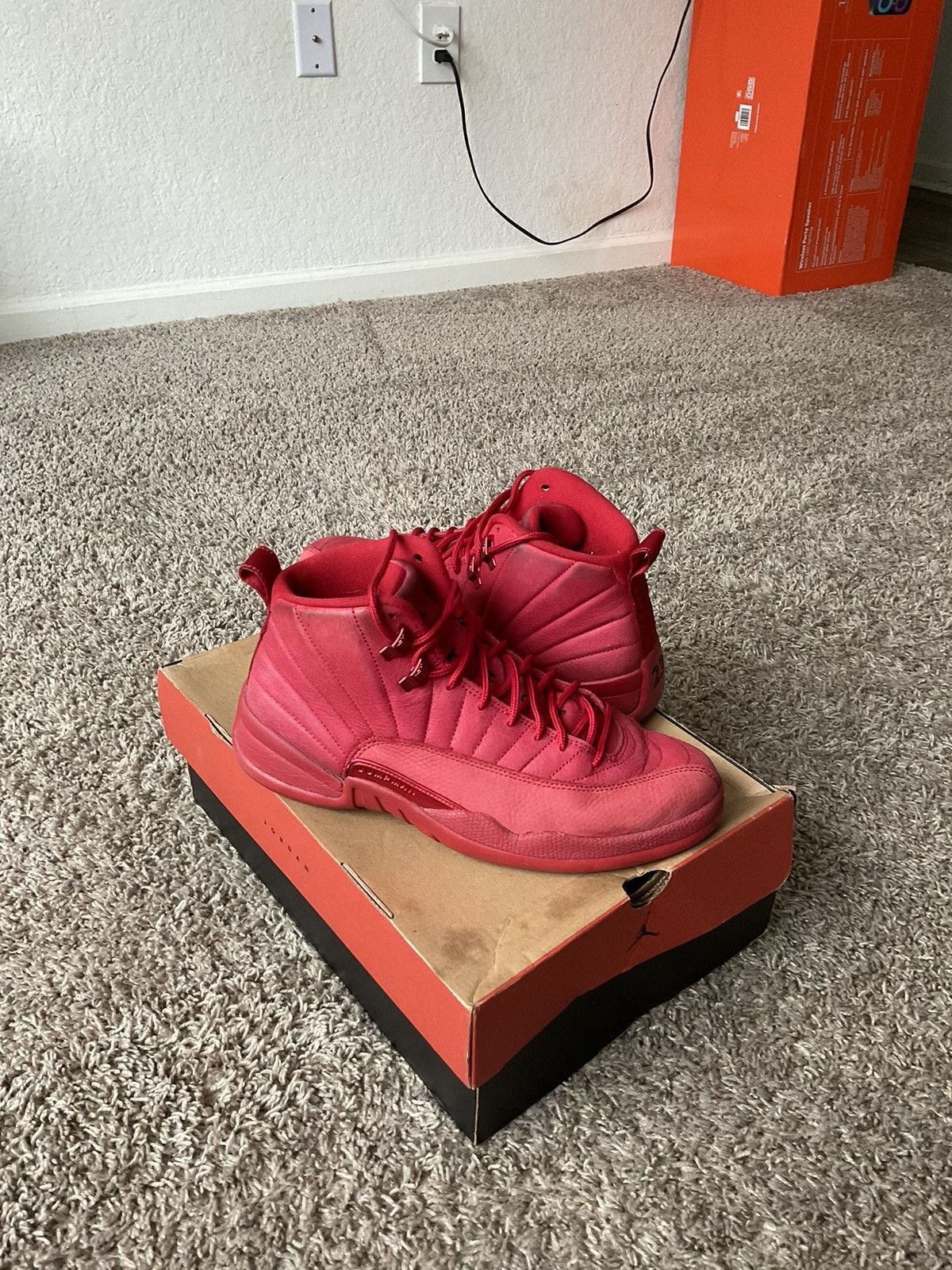 Jordan Brand × Nike Air Jordan 12 Retro "Gym Red" Size US 10 / EU 43 - 1 Thumbnail