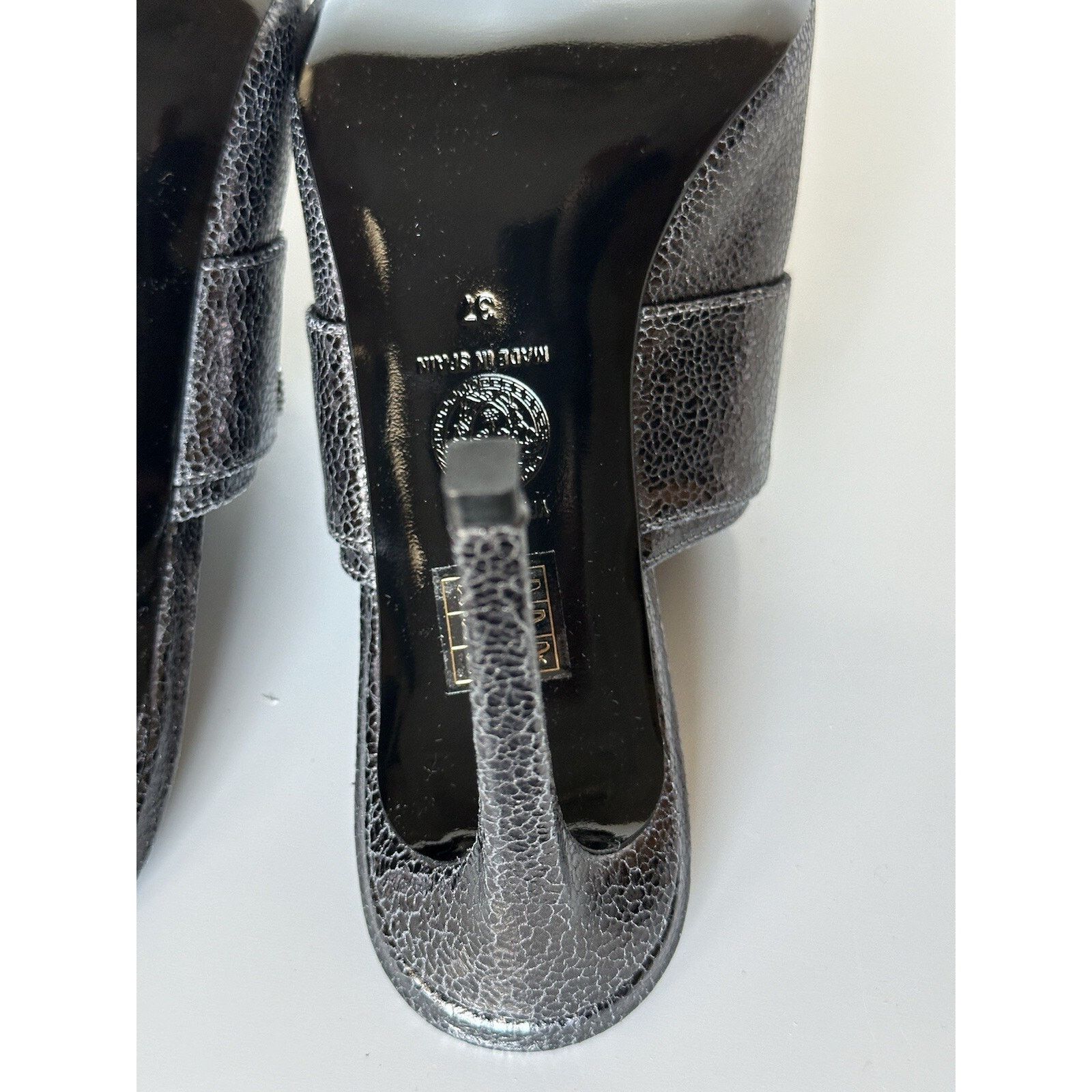 Versace Versace Virtus Leather Black Sandals Shoes 7 US 1011901 Size US 7 / IT 37 - 16 Thumbnail