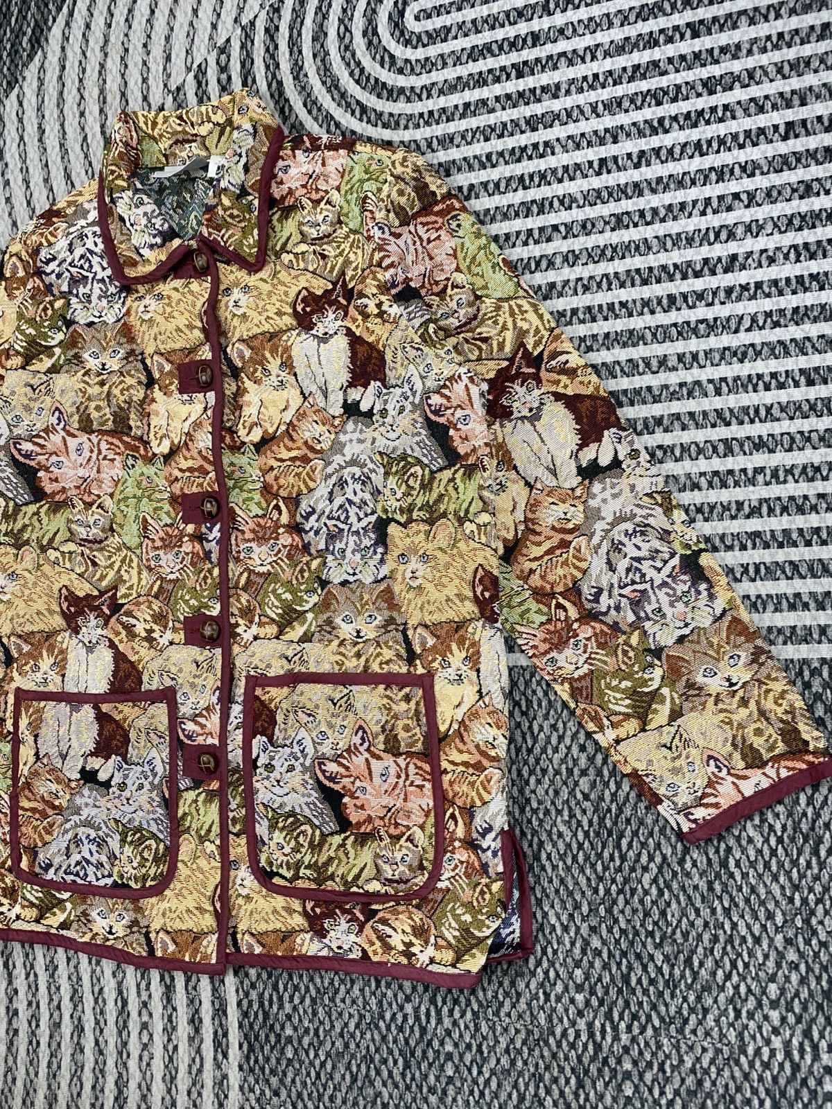 Japanese Brand Vtg Blair Kitten Allover Pattern Jacquard Tapestry Jacket Size US M / EU 48-50 / 2 - 4 Thumbnail