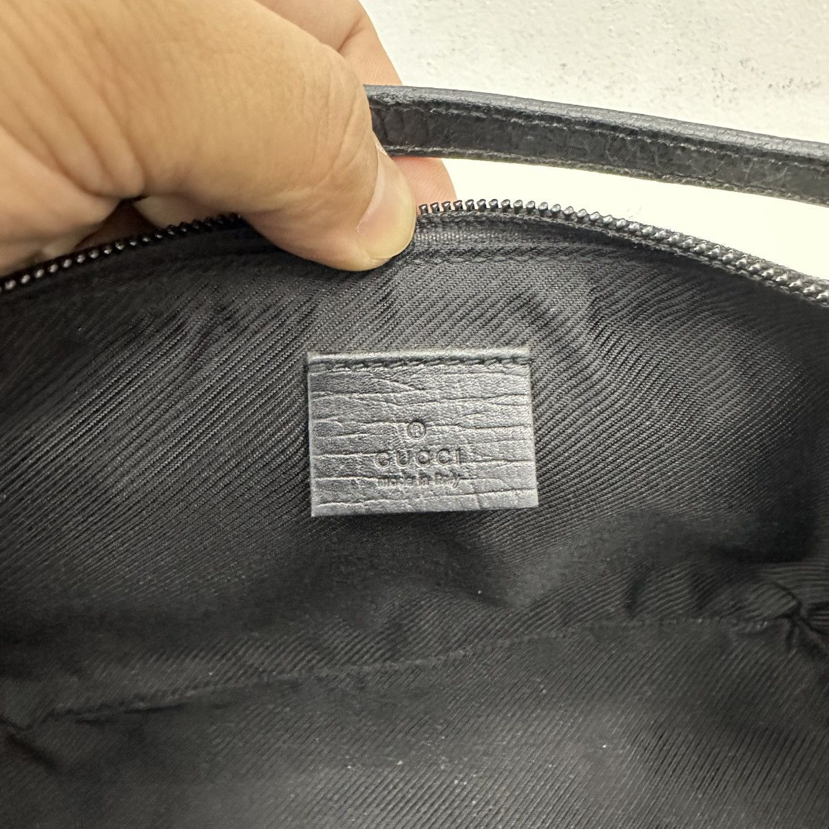 Gucci ‼️YES‼️ AUTHENTIC GUCCI GG SUPREME BOAT POCHETTE BAG Size ONE SIZE - 11 Thumbnail