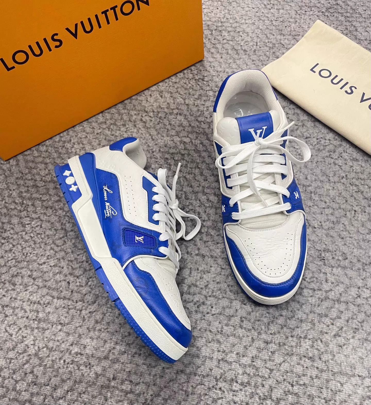 Louis Vuitton LV Trainer Size 7 Klein Blue/White Size US 7 / IT 37 - 2 Thumbnail