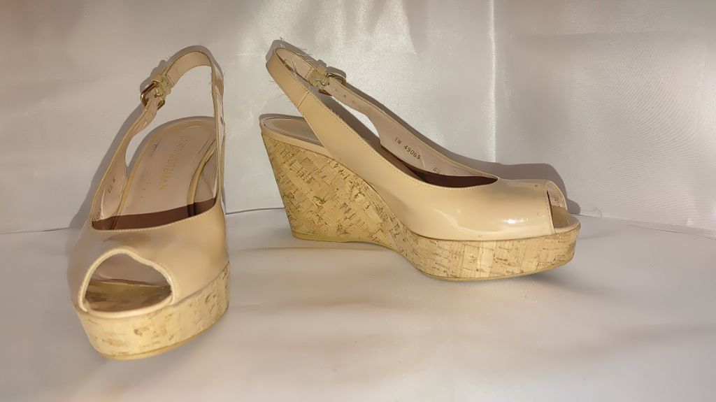 Stuart Weitzman Stuart Weitzman Riveria Patent Leather Wedges Size 8.5M Size US 8.5 / IT 38.5 - 7 Thumbnail