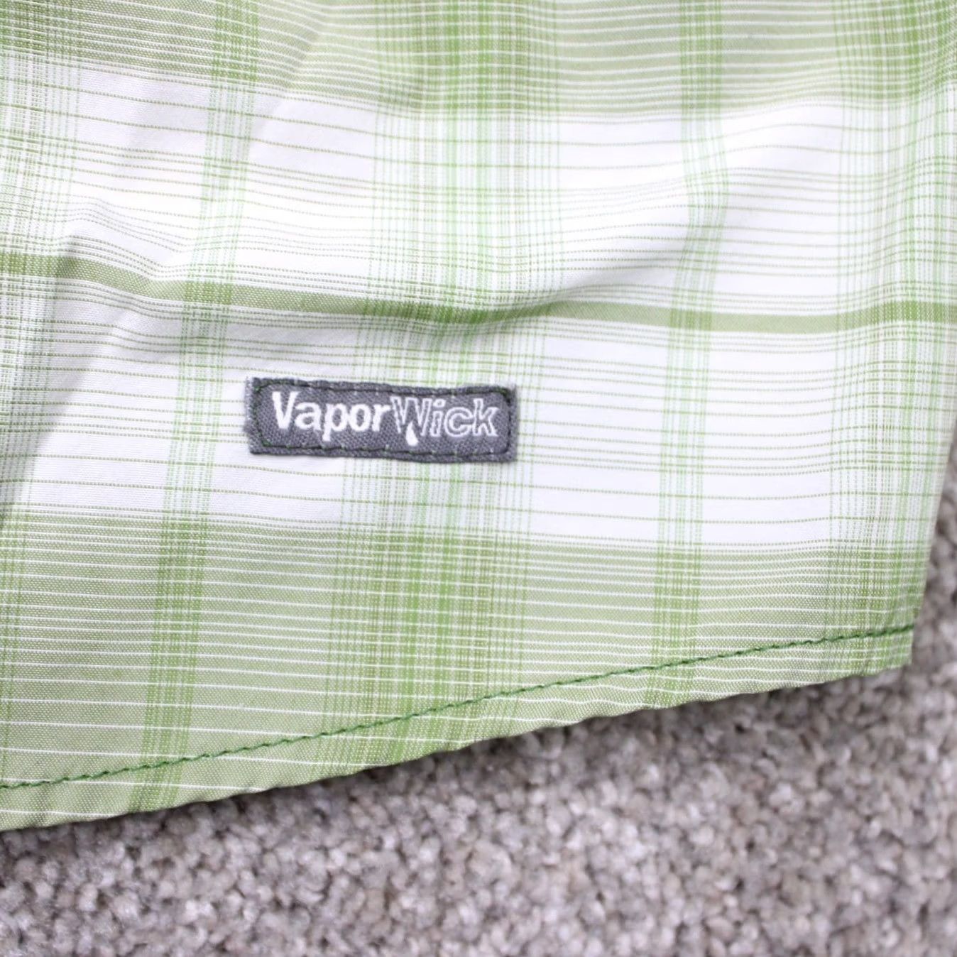 The North Face The North Face Shirt Mens Medium Green Vapor 100% Nylon Short Sleeve Button-Up Size US M / EU 48-50 / 2 - 5 Thumbnail
