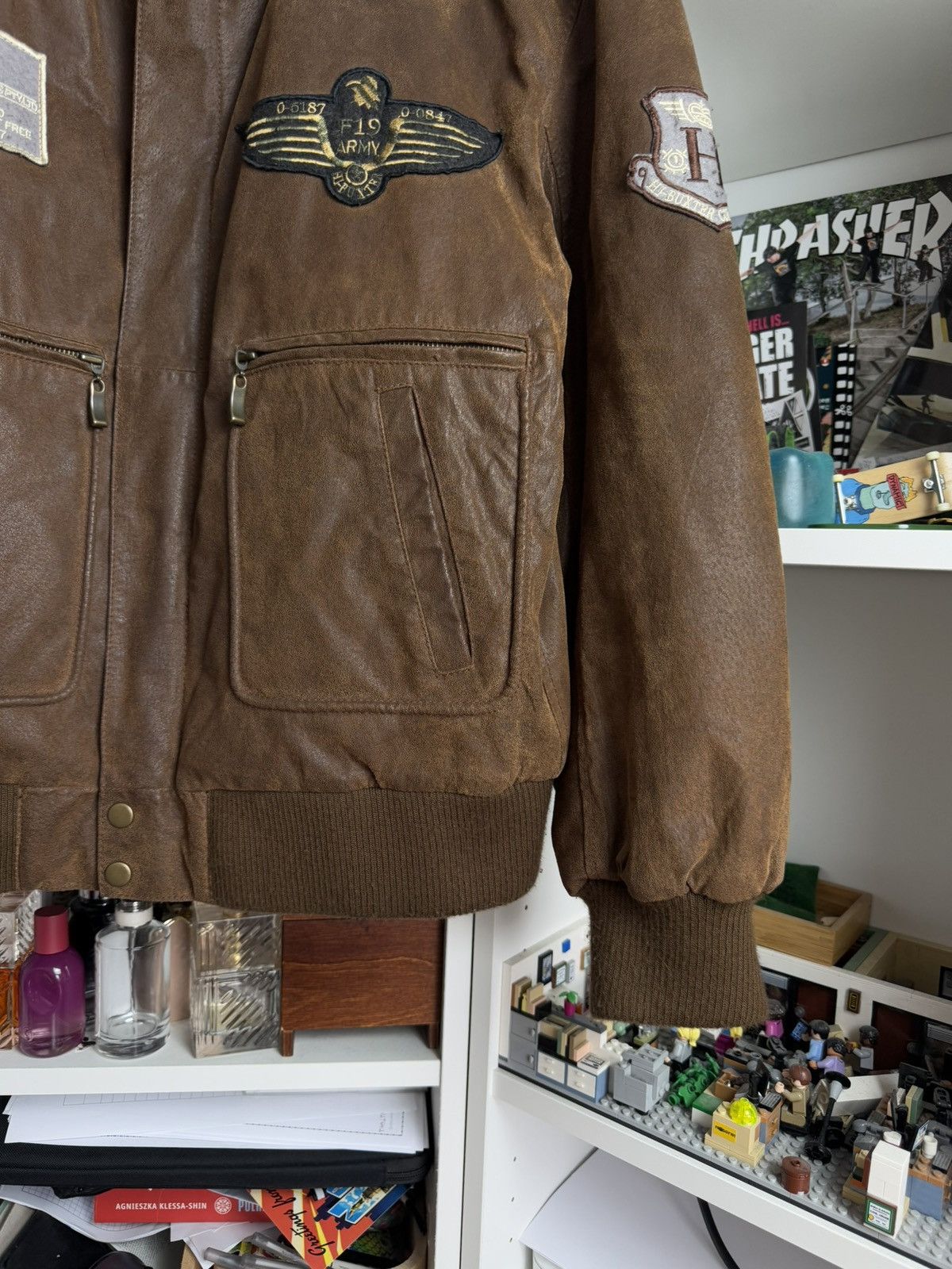 Schott Vintage boxy military pilot leather bomber jacket XL avirex Size US XL / EU 56 / 4 - 5 Thumbnail
