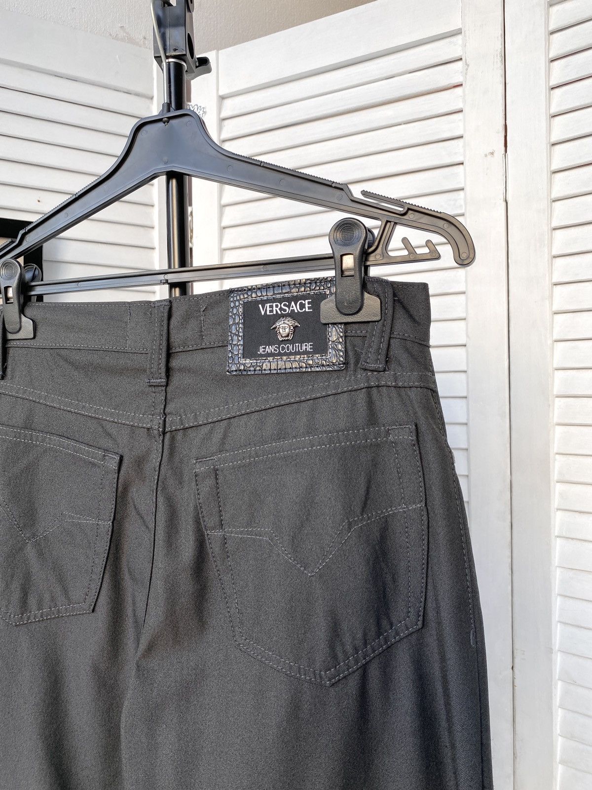 Versace × Versace Jeans Couture × Vintage Versace Gianni Versace Couture Medusa Patch Y2K Light Pants Size 30" / US 8 / IT 44 - 12 Thumbnail