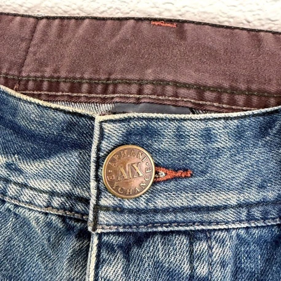 Armani Exchange VINTAGE Armani Exchange Jeans Mens Blue Wash Denim 34x32 Distressed Size US 34 / EU 50 - 3 Thumbnail