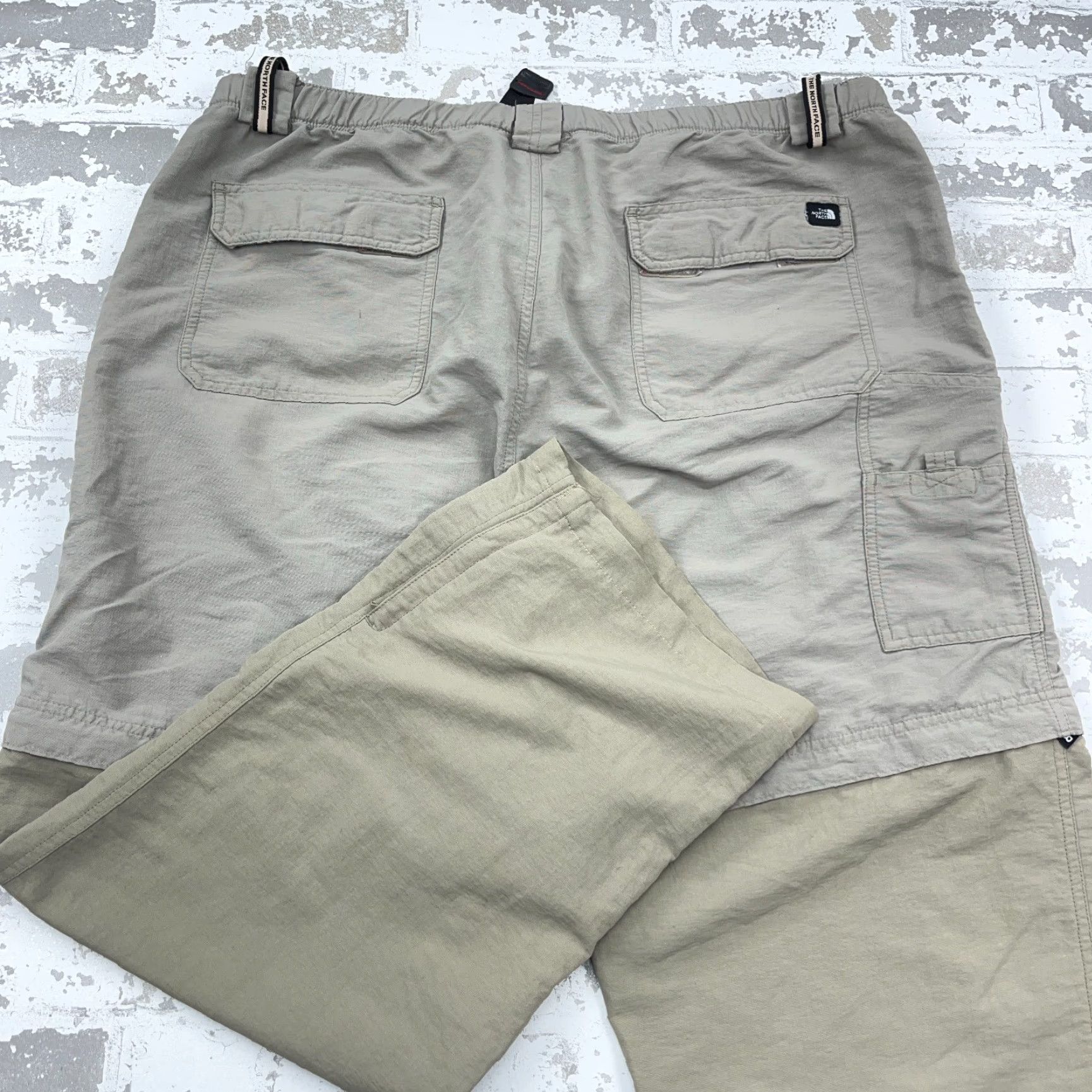 The North Face The North Face Pants Men XL 38x28 Tan Gray Convertible Outdoors Hiking Nylon Size US 36 / EU 52 - 3 Thumbnail