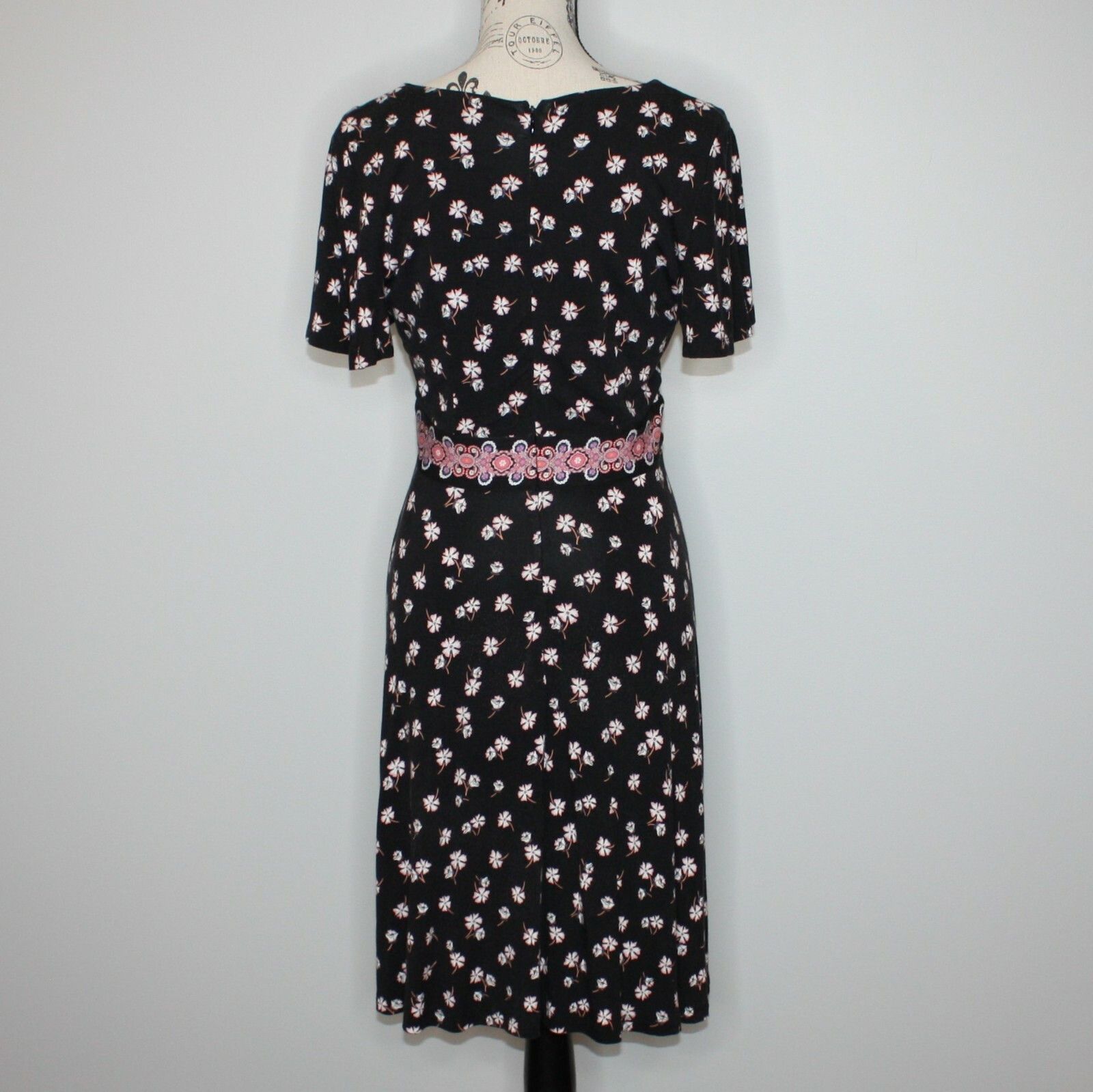 Loft Loft Women's Border Floral Wrap Dress in size US 4 Size S / US 4 / IT 40 - 11 Thumbnail
