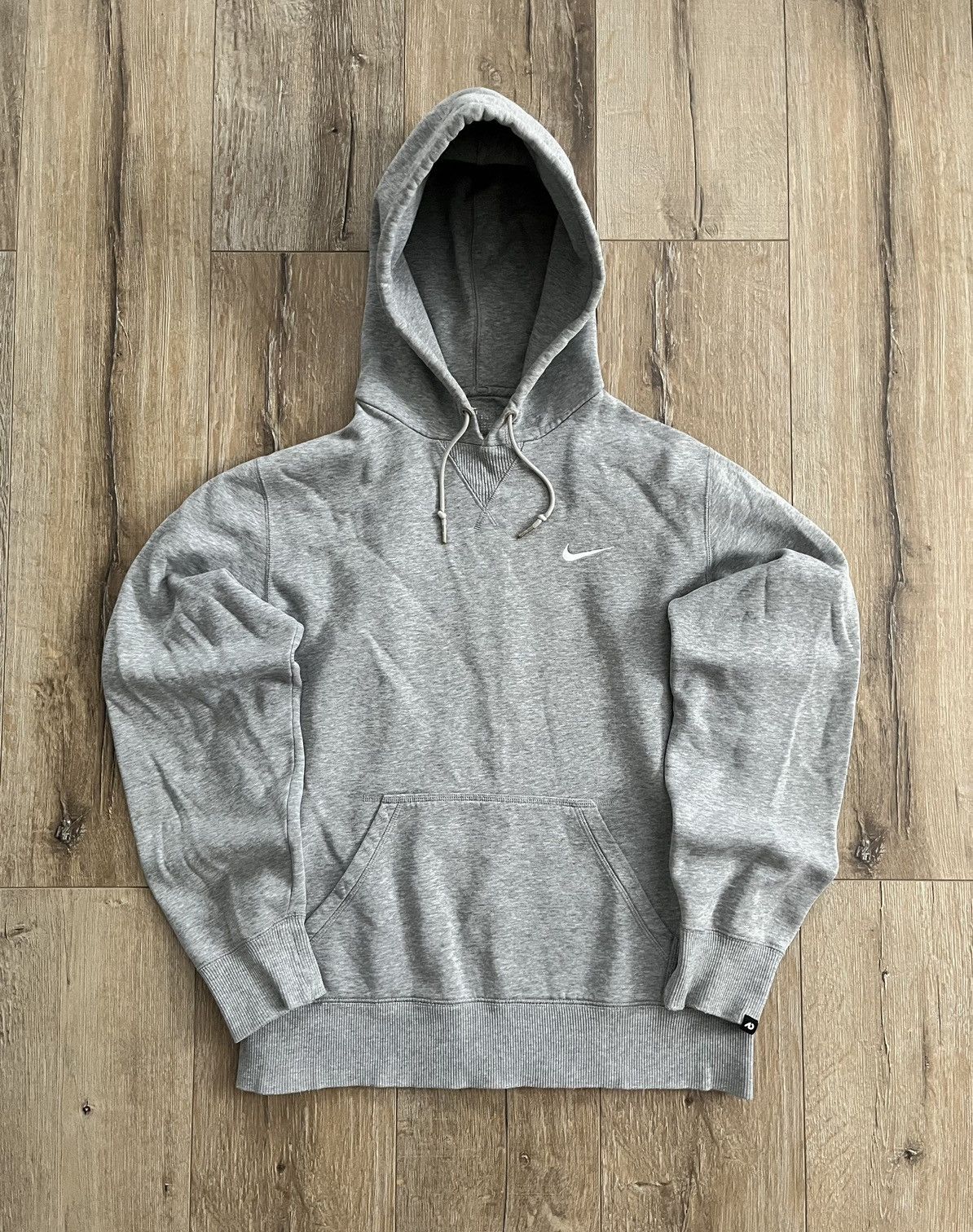 Nike × Vintage NIKE Y2K SWOOSH HOODIE Size US L / EU 52-54 / 3 - 1 Thumbnail
