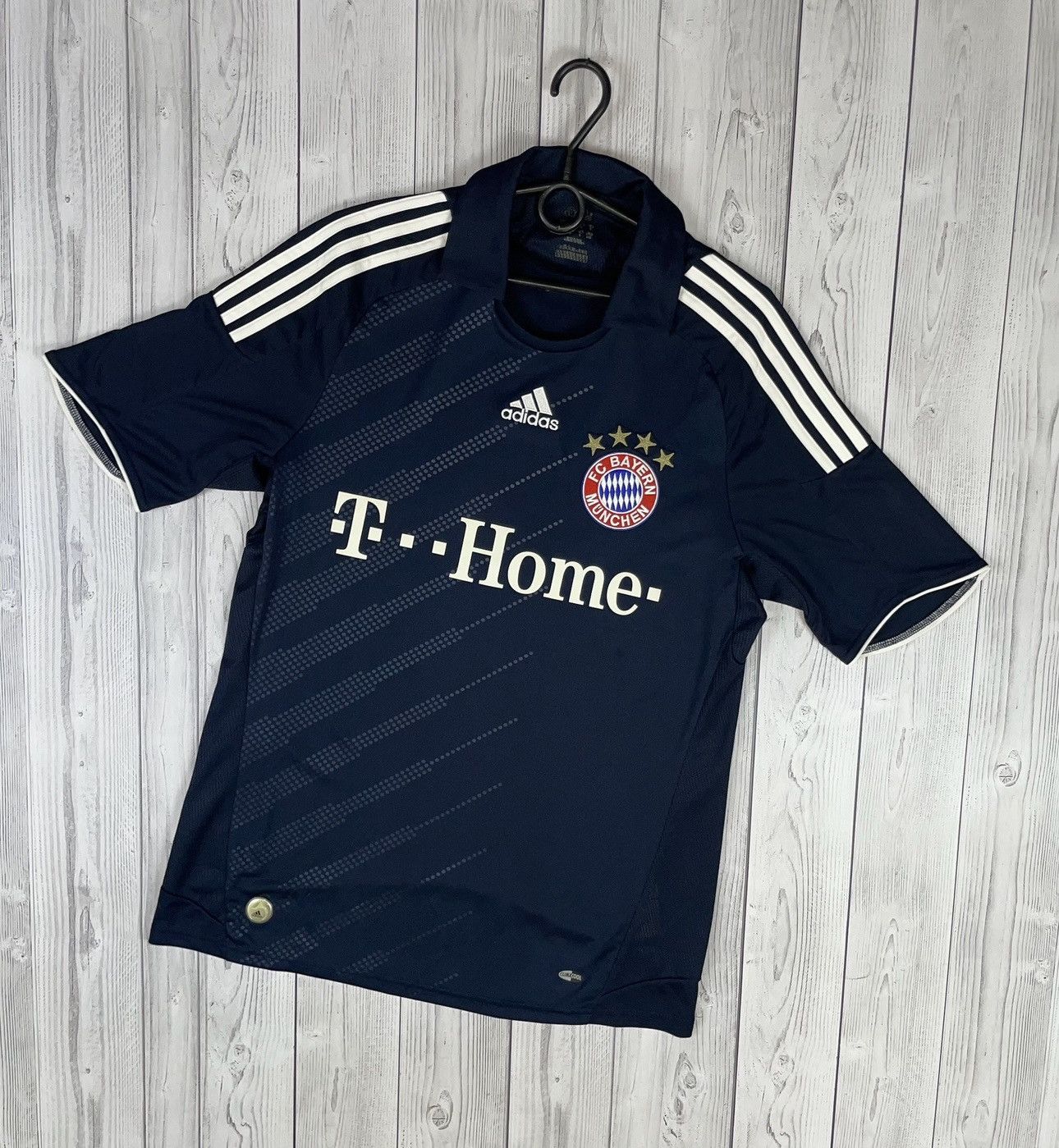 Adidas Vintage adidas Bayern Munich soccer jersey away rare M Size US M / EU 48-50 / 2 - 1 Thumbnail