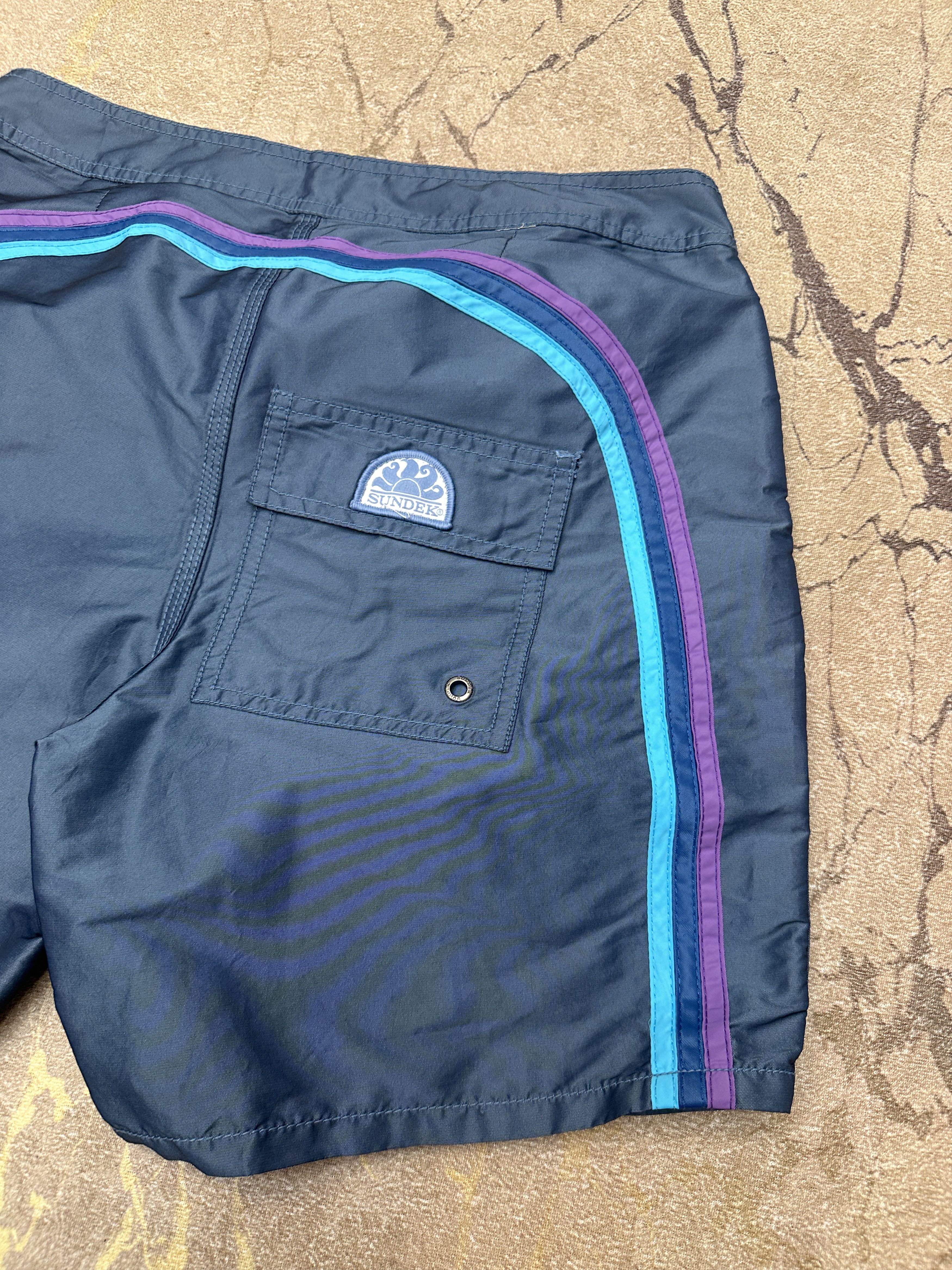 Sundek Long Sundek 30 Beach Board Shorts Trunks Bath Suit size 30 Size US 30 / EU 46 - 6 Thumbnail