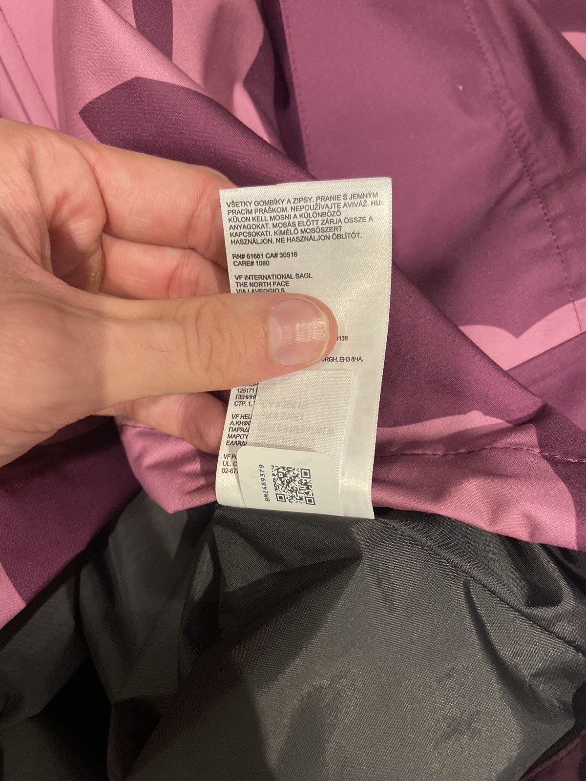 Kaws × The North Face Kaws x The North Face Purple 1986 Retro Mountain Jacket Size US XL / EU 56 / 4 - 10 Thumbnail
