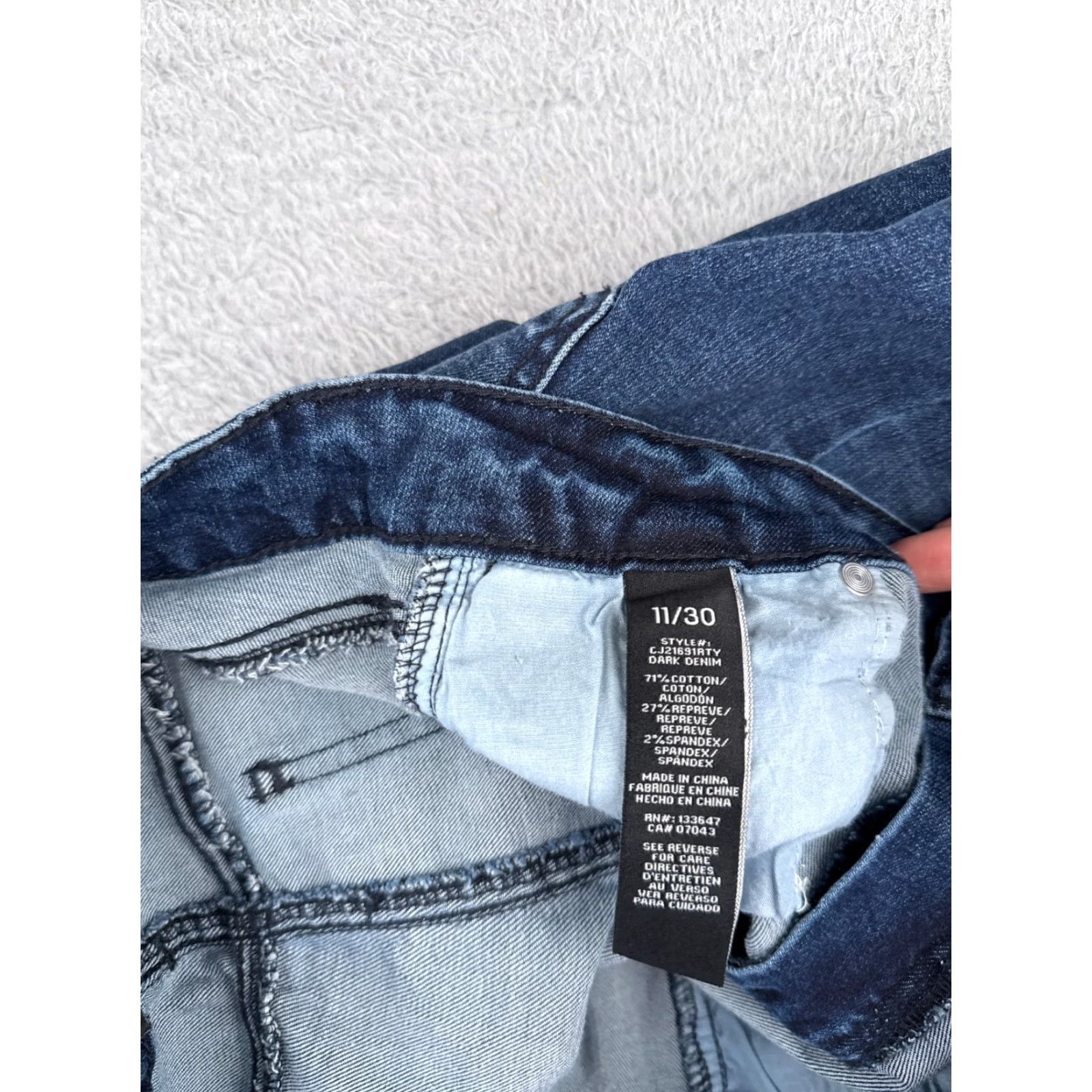 Fashion Nova Fashion Nova Jeans Womens 11 Blue Denim Skinny Tapered Distressed Cotton 30x26 Size 32" / US 10 / IT 46 - 7 Thumbnail