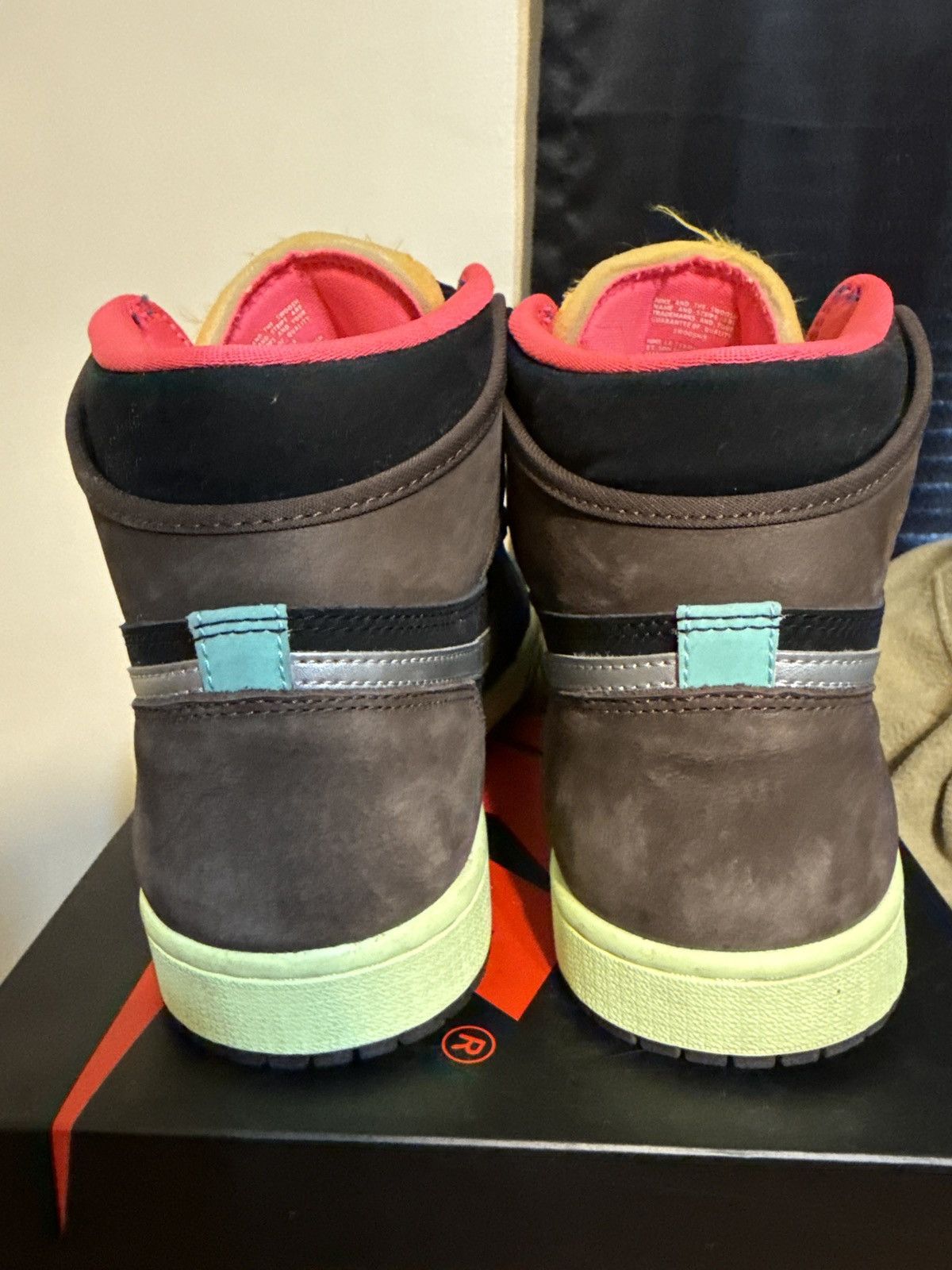 Jordan Brand × Nike Jordan 1 Retro HIGH OG - Baroque - 555088 201 Size US 10.5 / EU 43-44 - 10 Thumbnail