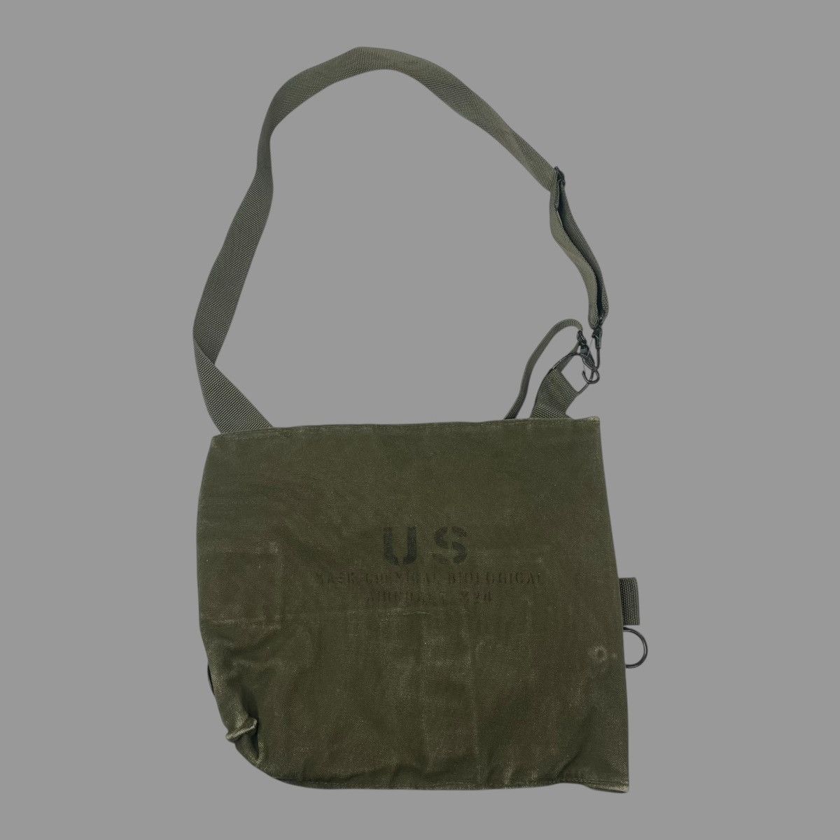 Vintage Vintage 1950s military bag Size ONE SIZE - 1 Thumbnail