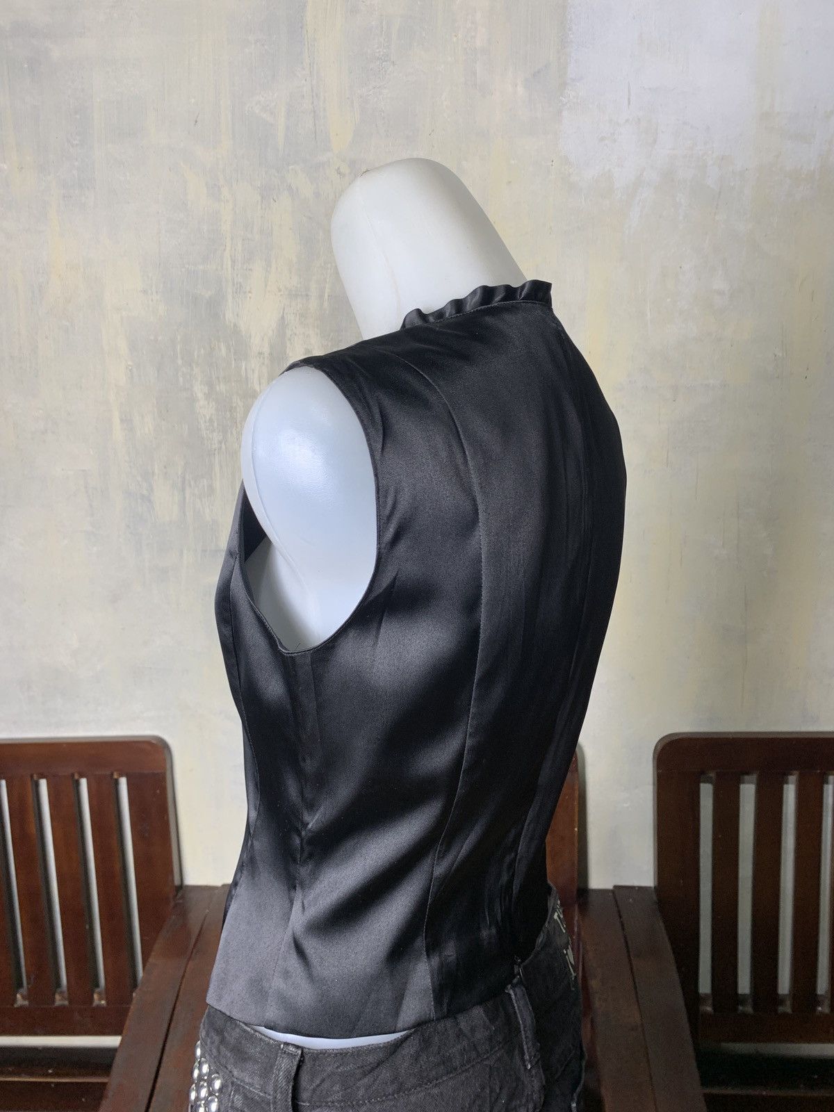 Japanese Brand 2000s Be Art Korea Shiny Black Fitted Lace up Blouse Top Size S / US 4 / IT 40 - 3 Thumbnail